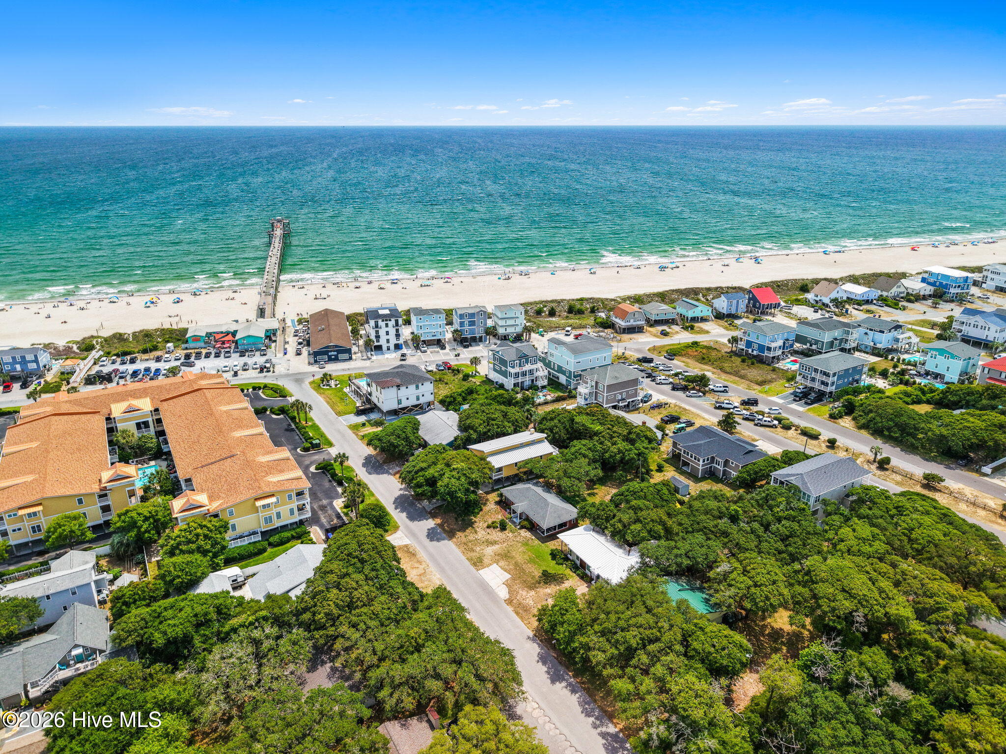 100584472 | Photo 54