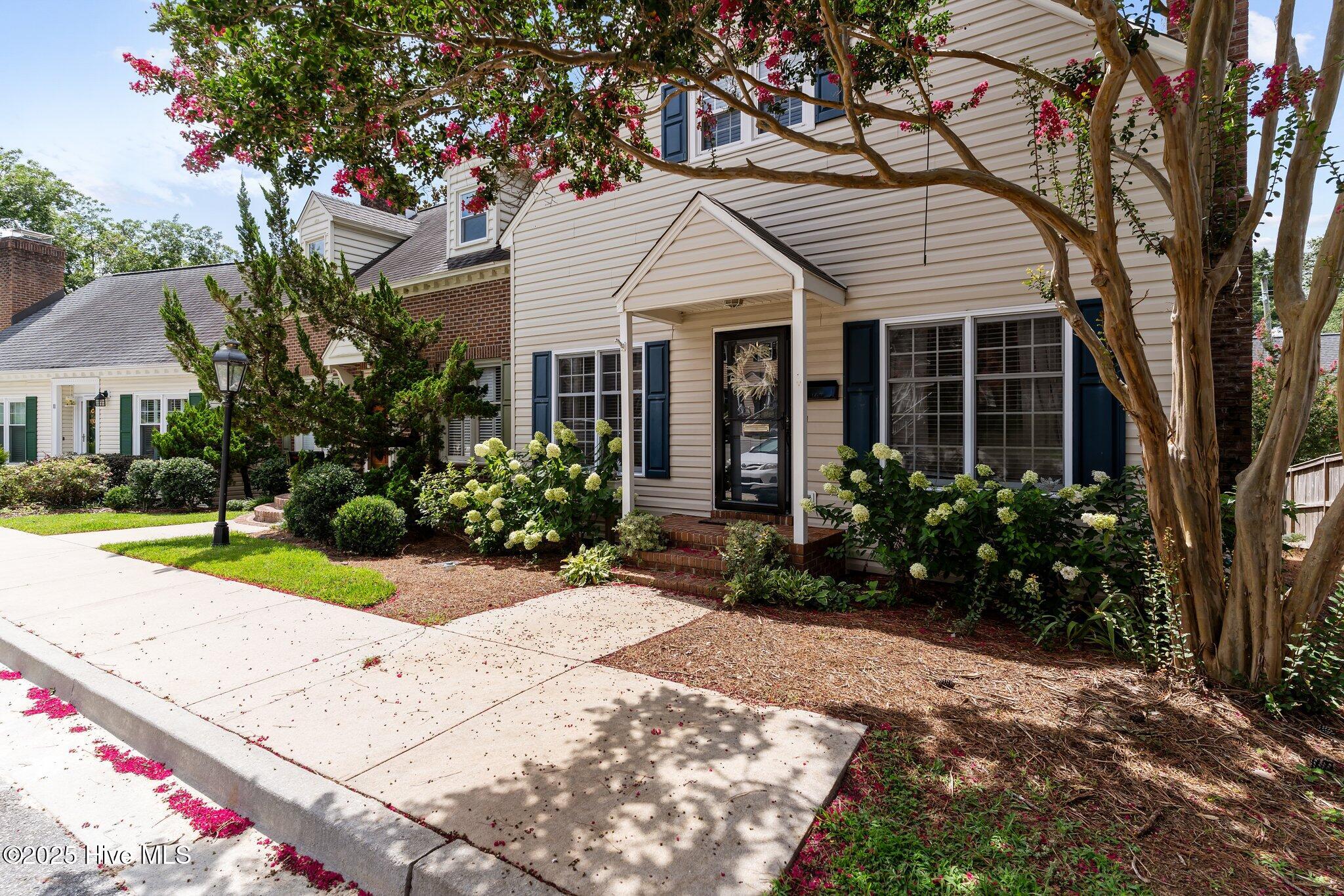 15 Saint Marys Place, Wilmington, NC 28403 – photo 6: 31-web-or-mls-BTS05737