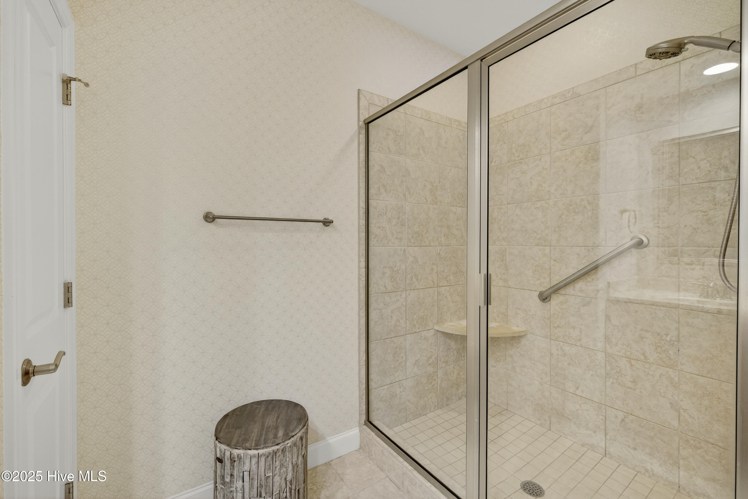 100541458 | Photo 21