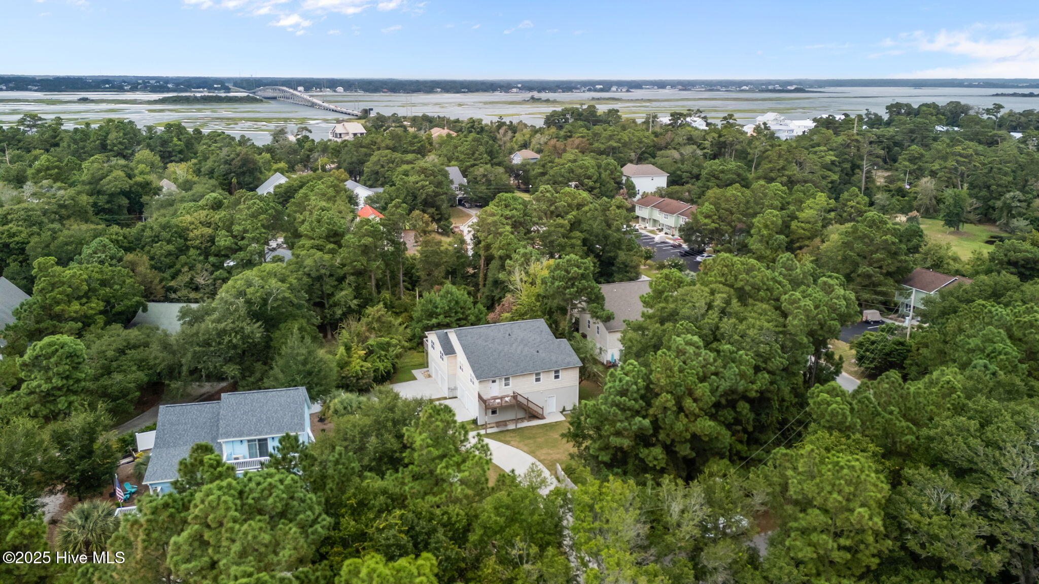 100530656 | Photo 44