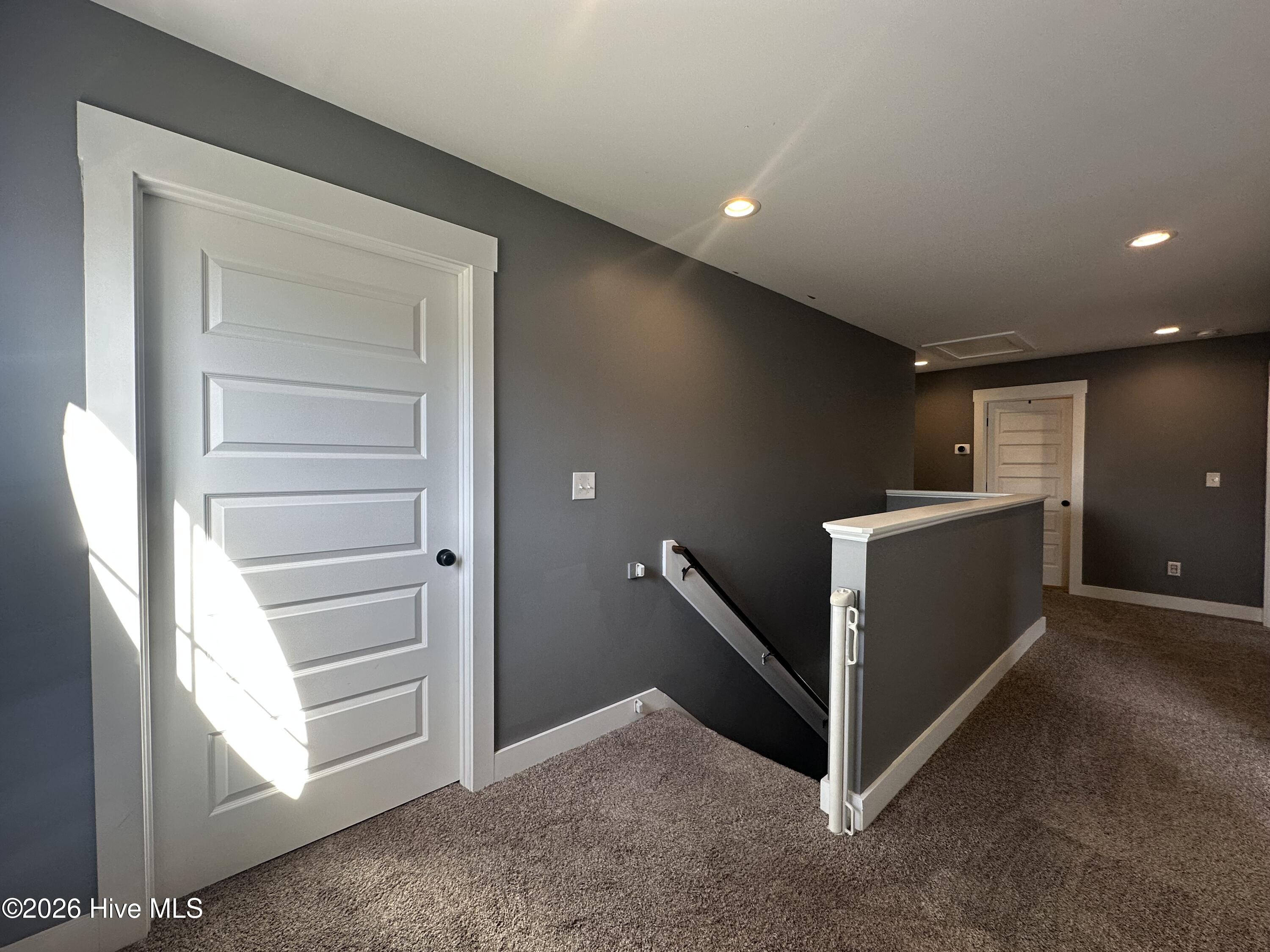 100559148 | Photo 19