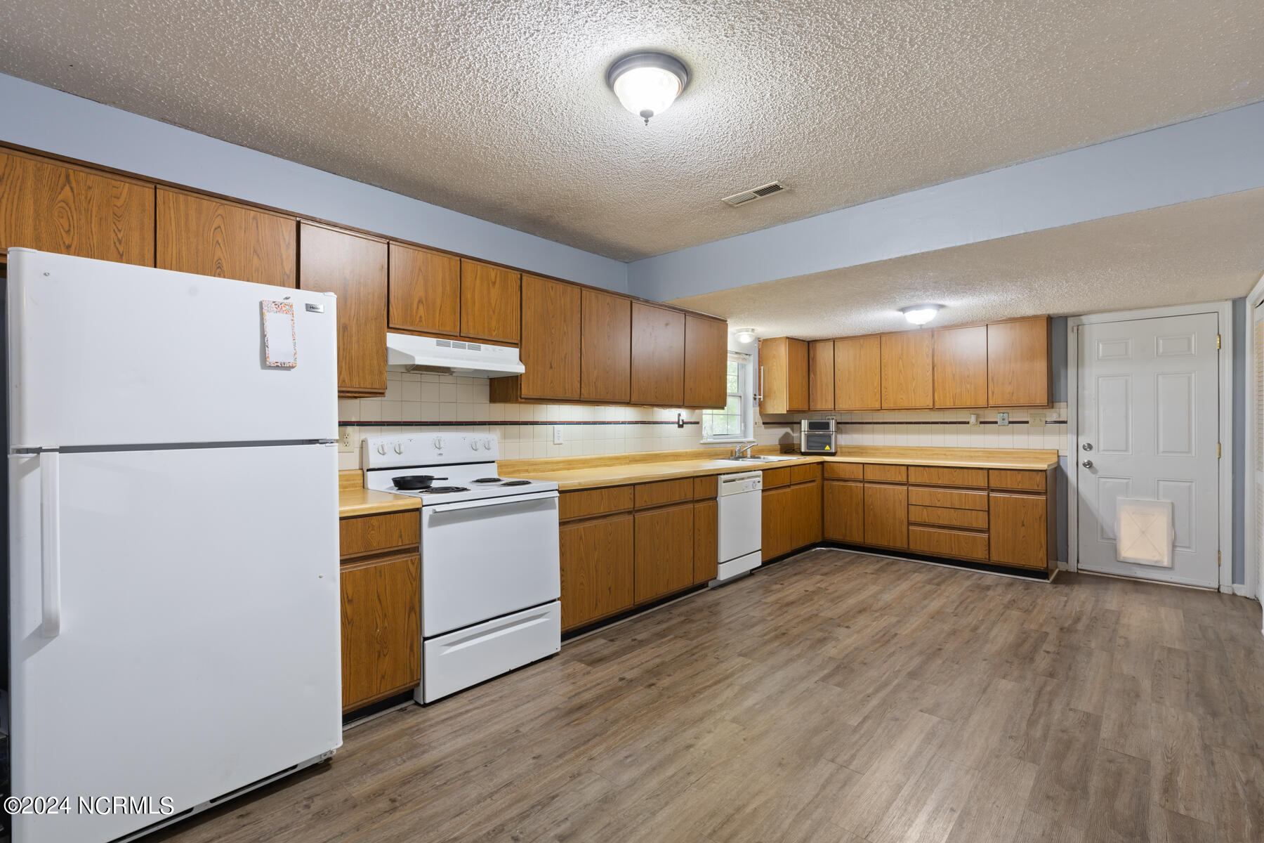 1902 Rolling Ridge Drive, Midway Park, NC, 28544