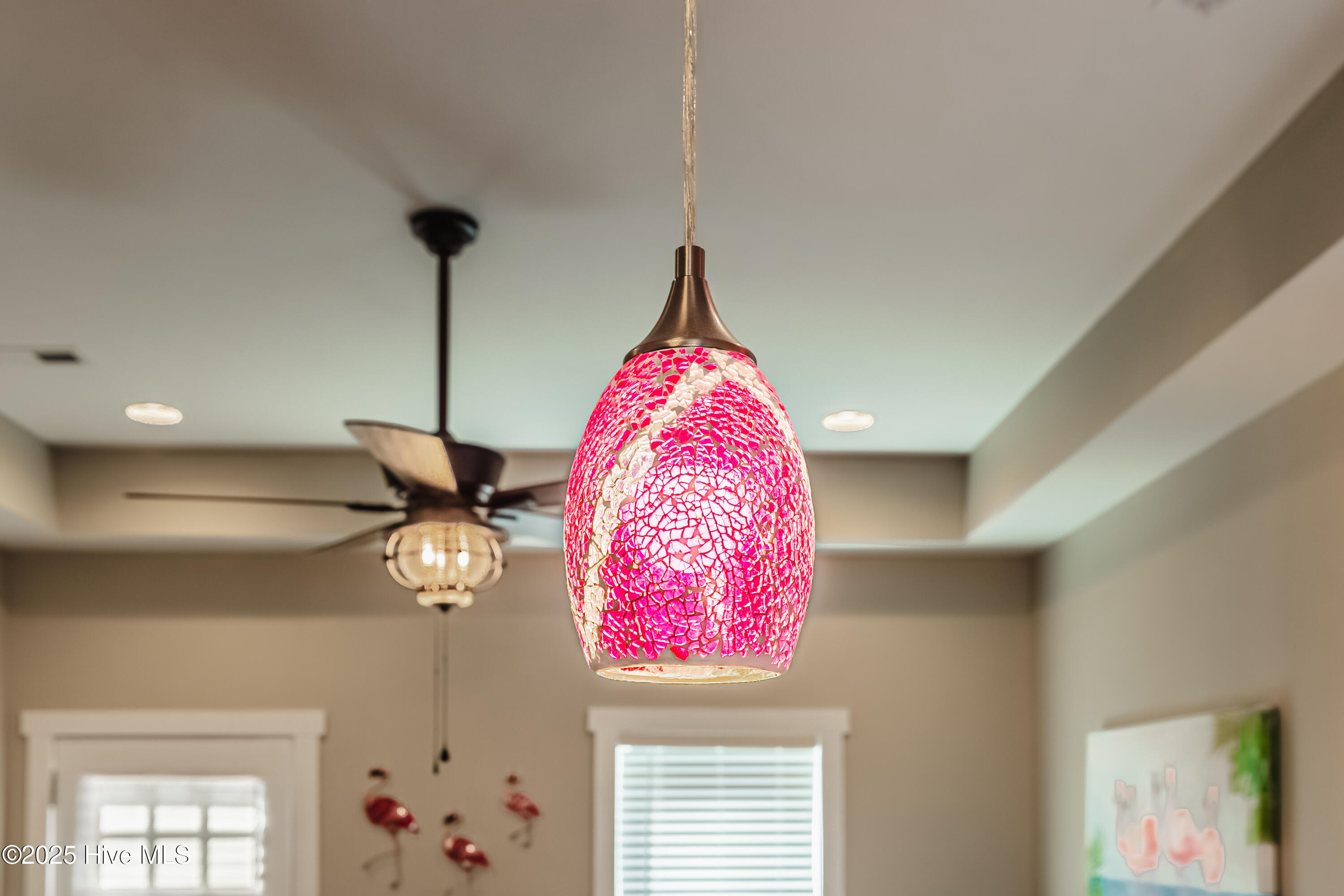 100542637 | Photo 11