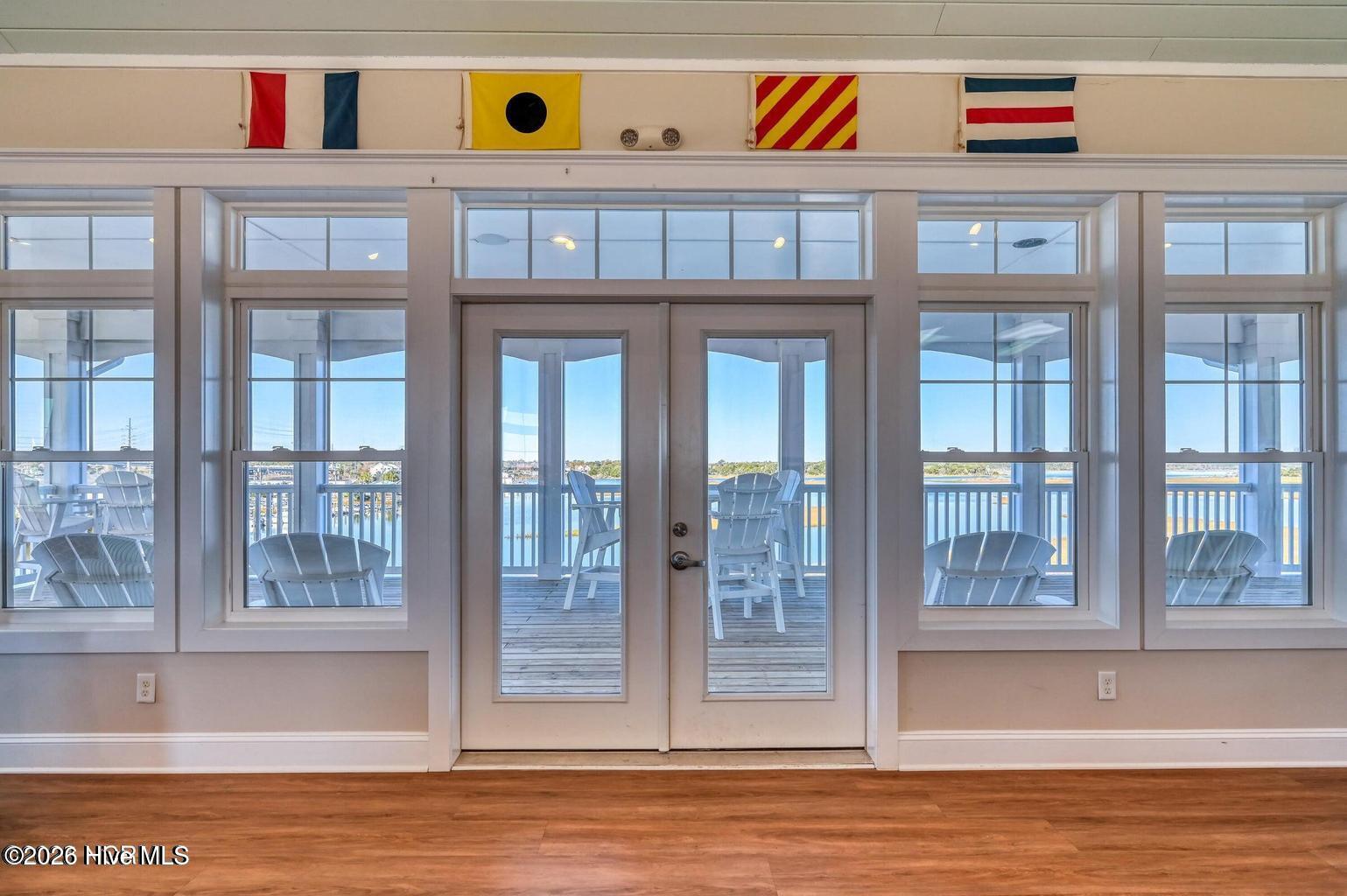 100559517 | Photo 19