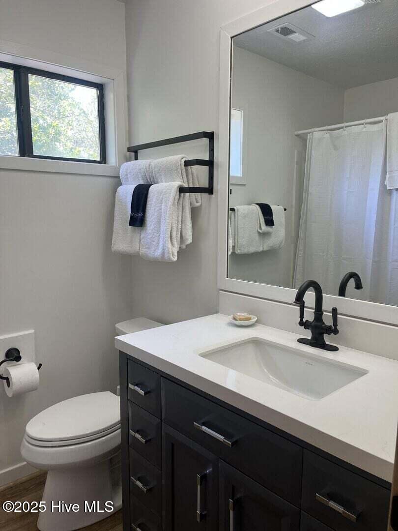 100526101 | Photo 30