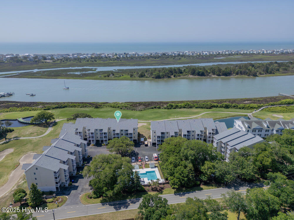 100509045 | Photo 46