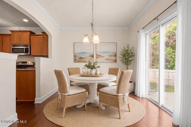 100545403 | Photo 30