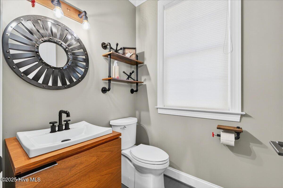 100530632 | Photo 44