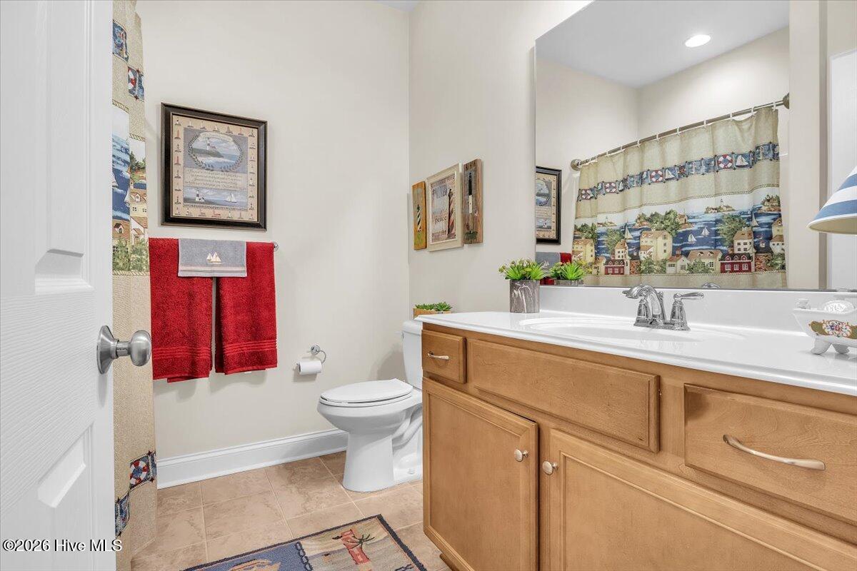 100549972 | Photo 41