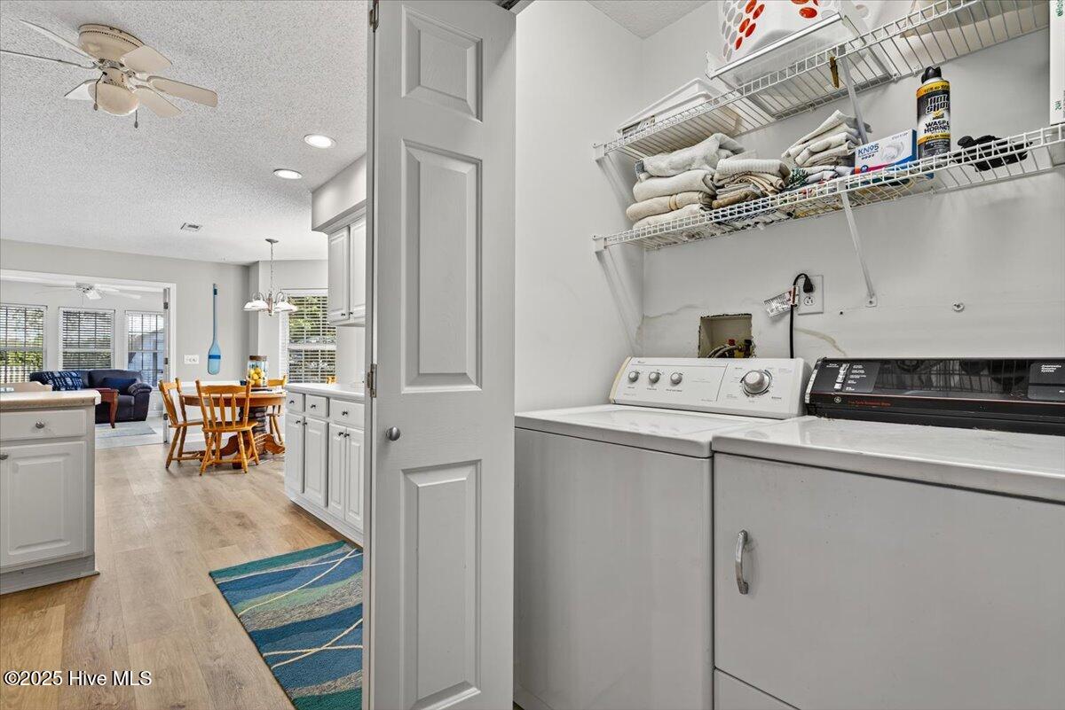 100536706 | Photo 14