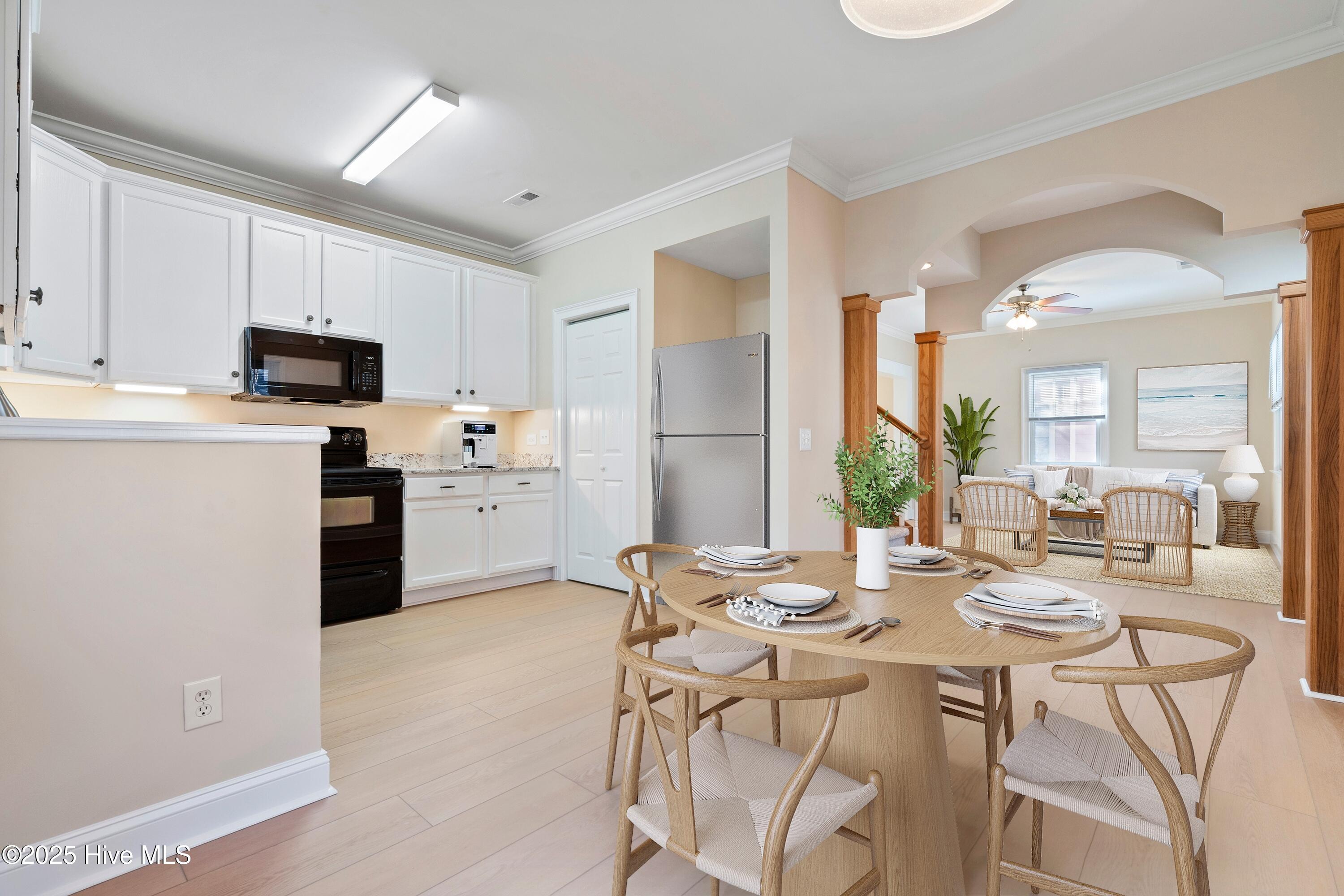 100543088 | Photo 11