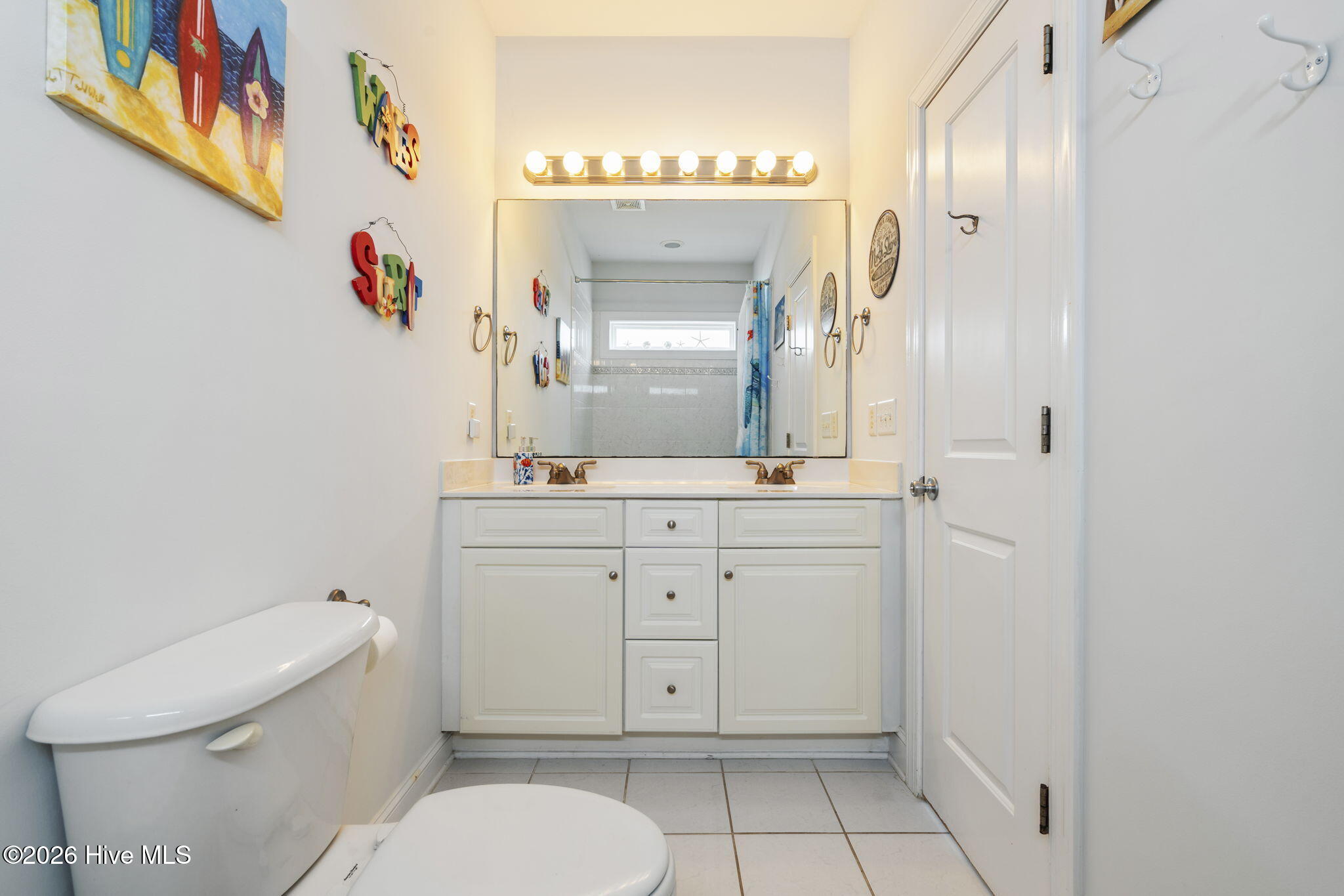 100553989 | Photo 20