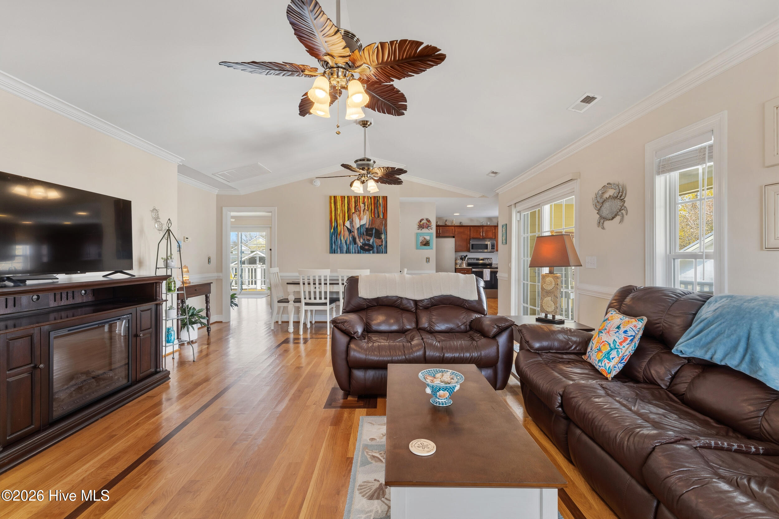 100564508 | Photo 19