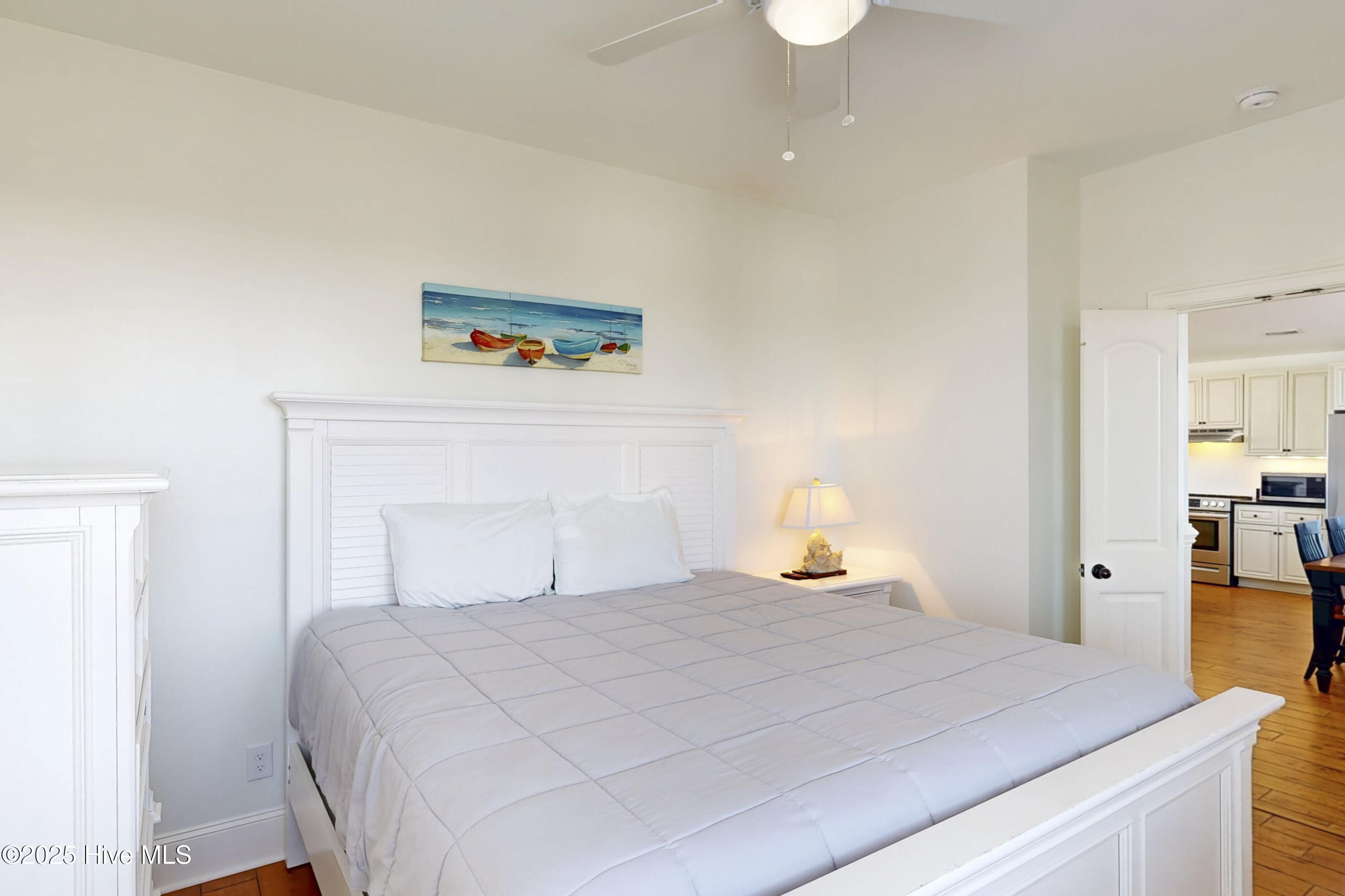 100492719 | Photo 37