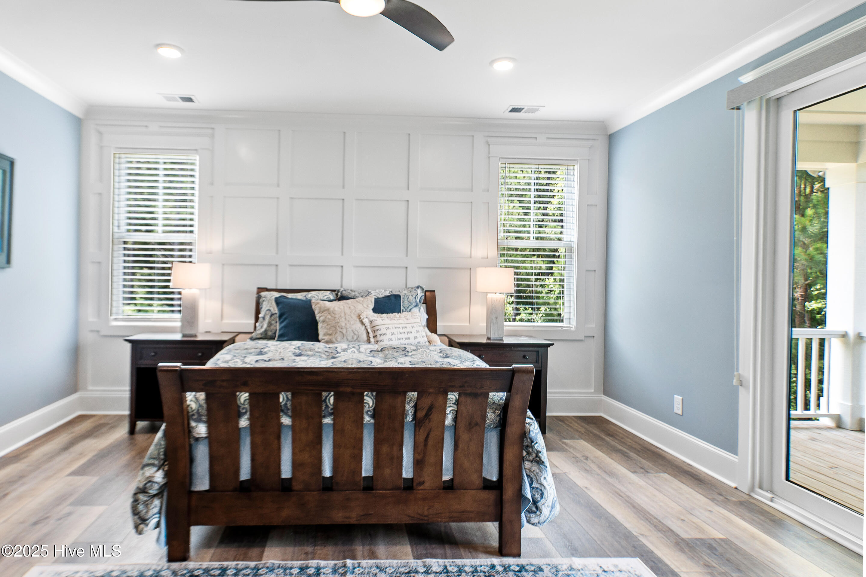 100526022 | Photo 23