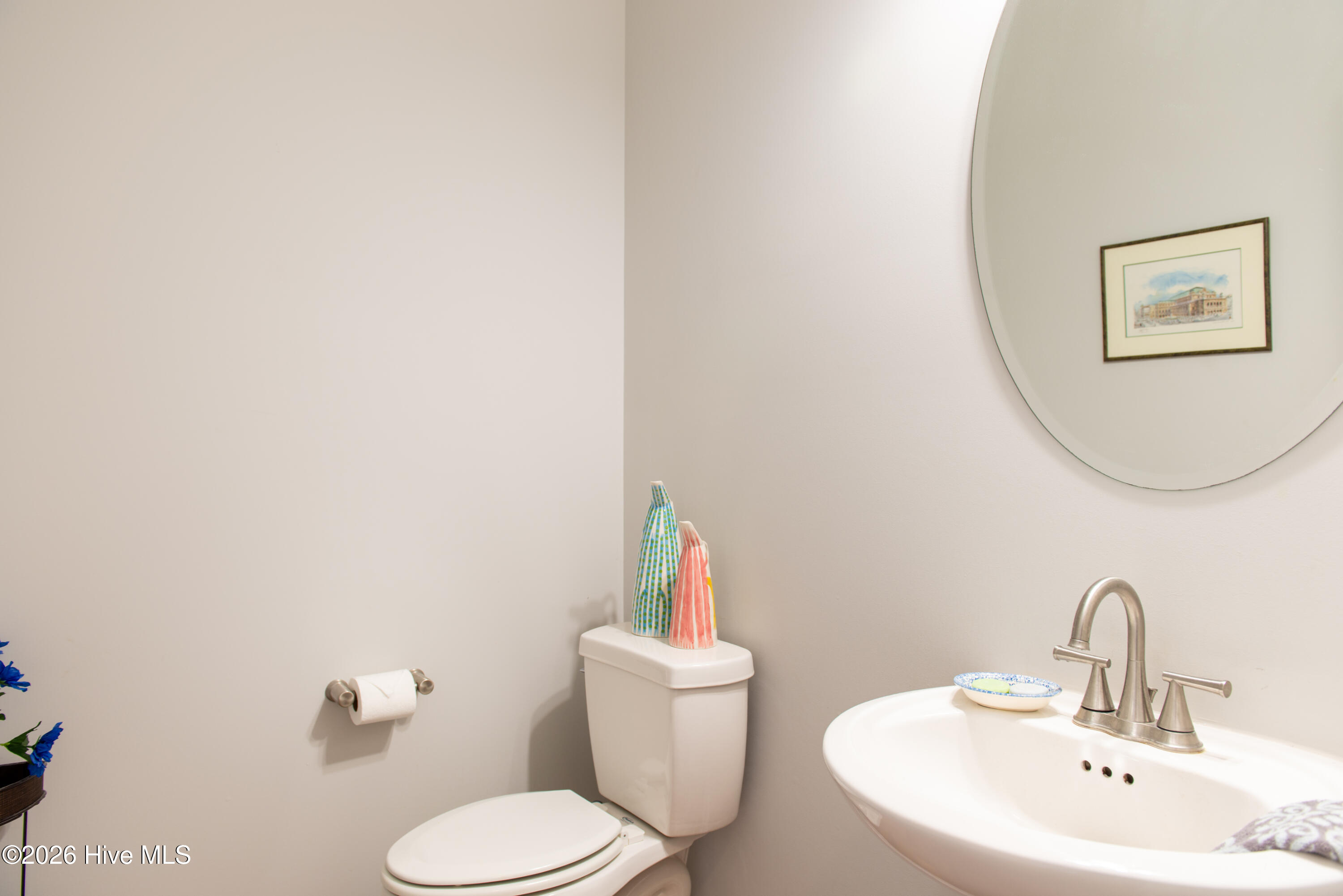 100568036 | Photo 35