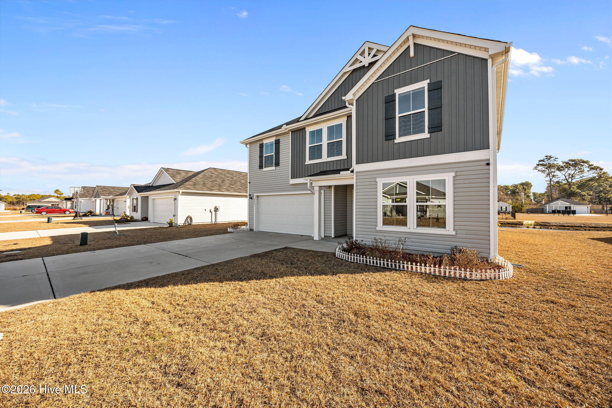 100549806 | Photo 49