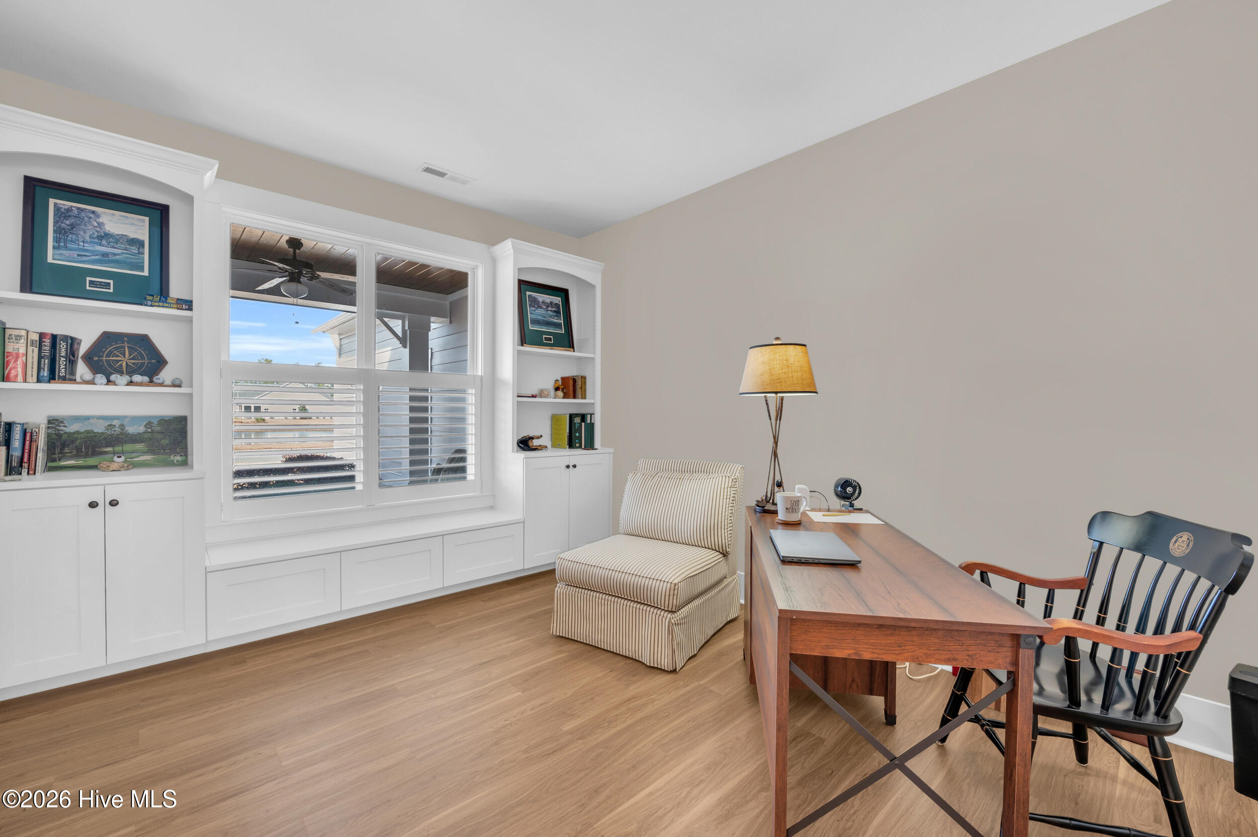 100550719 | Photo 30