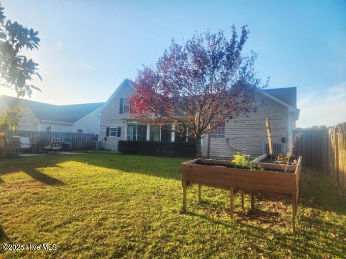 100542837 | Photo 28