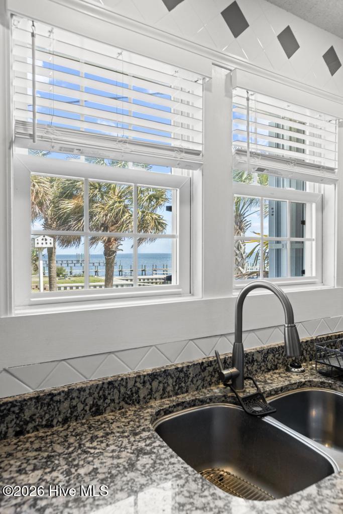 173 Salter Drive,Newport