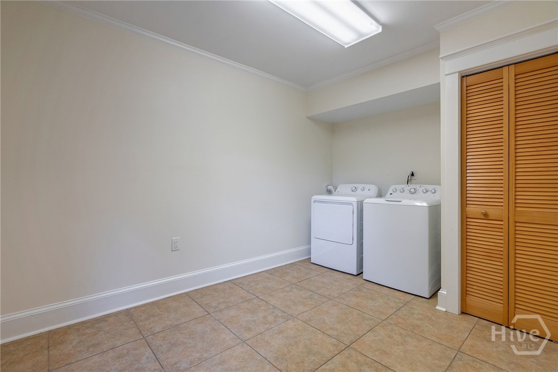 terrace level laundry room