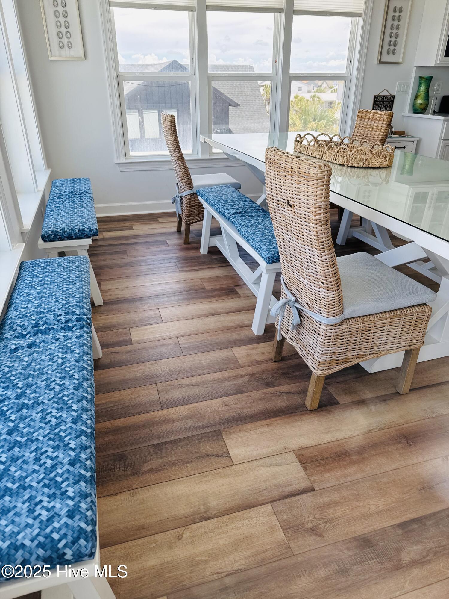 100513895 | Photo 30