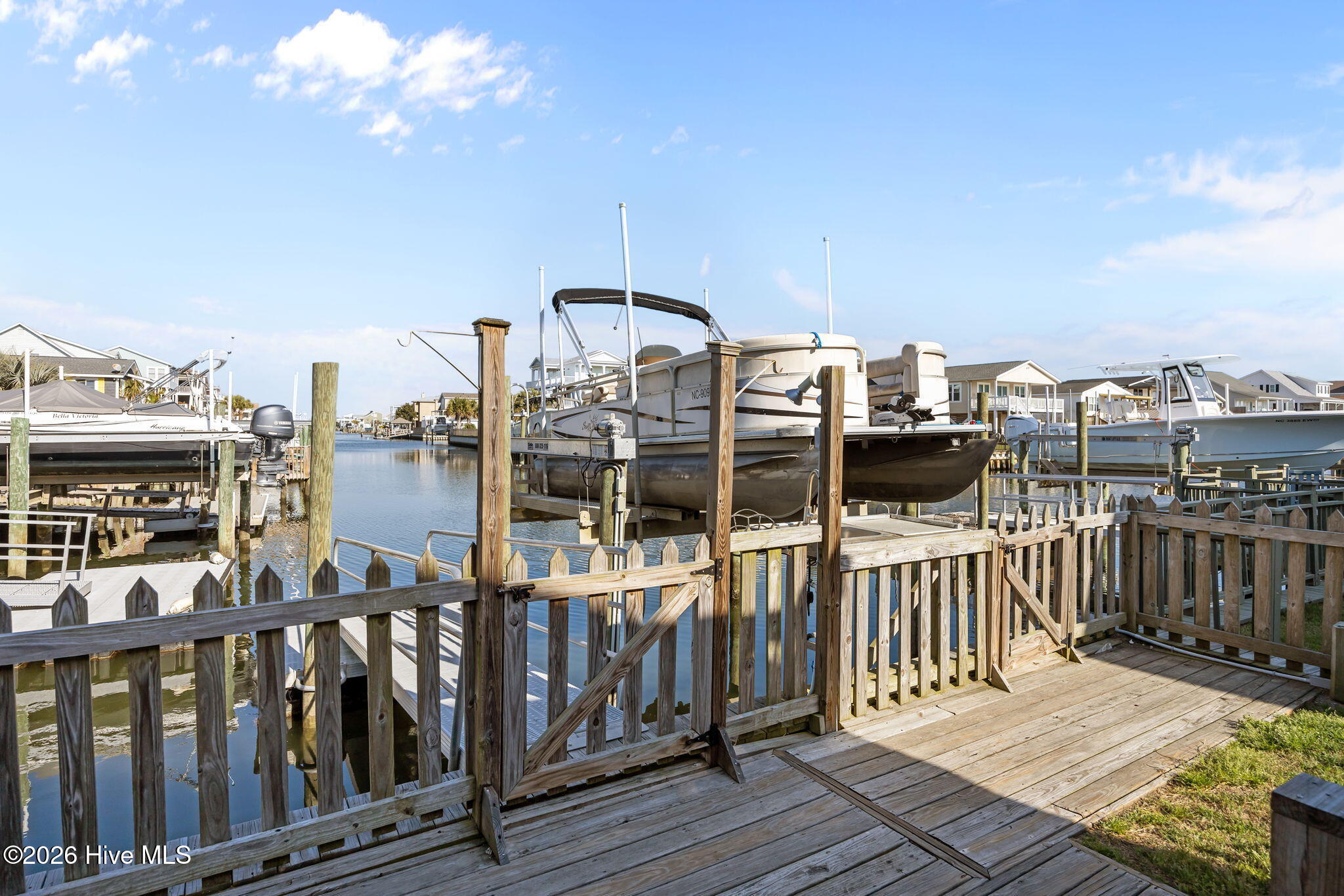 100545181 | Photo 31