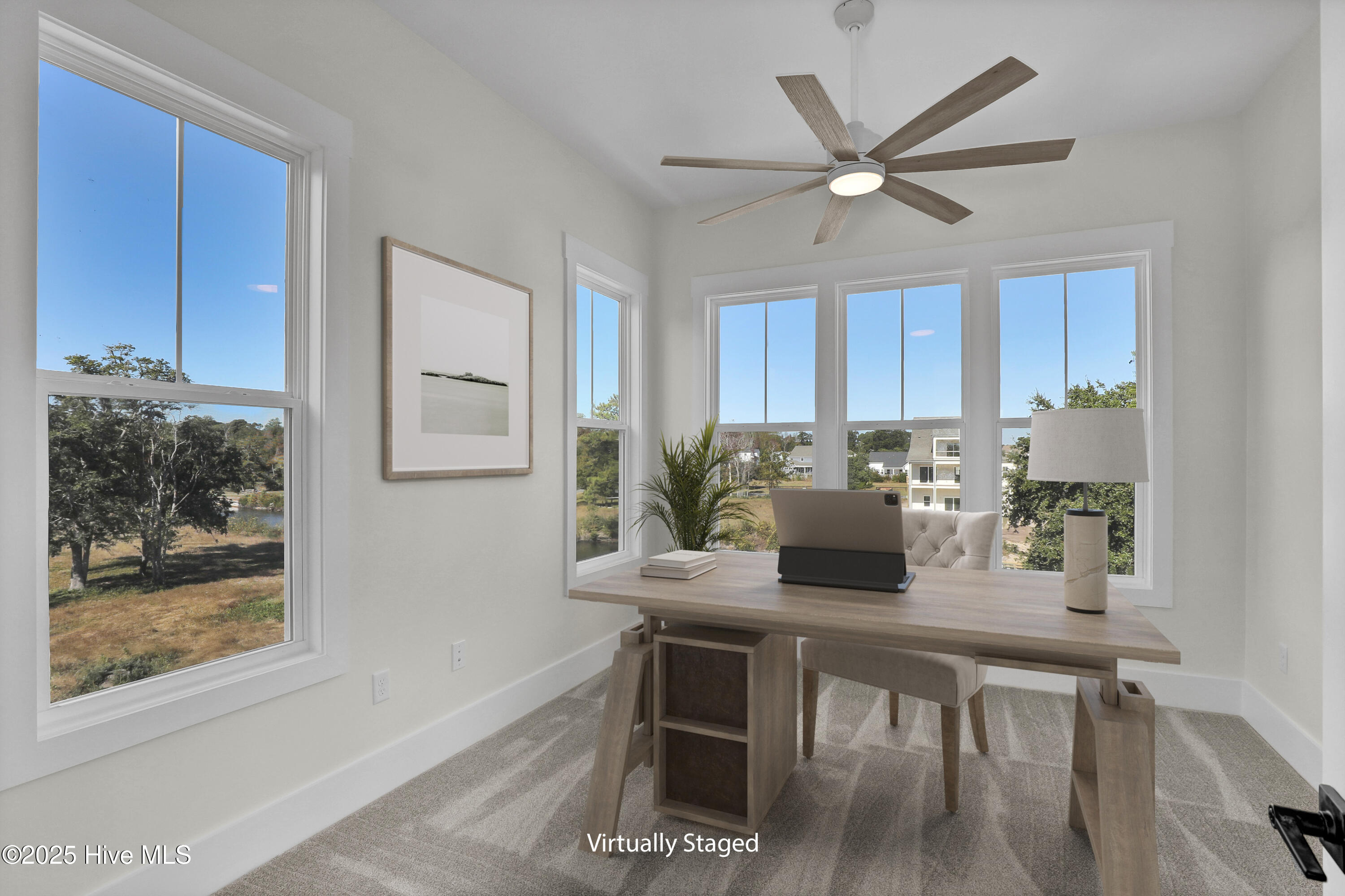 100523775 | Photo 14