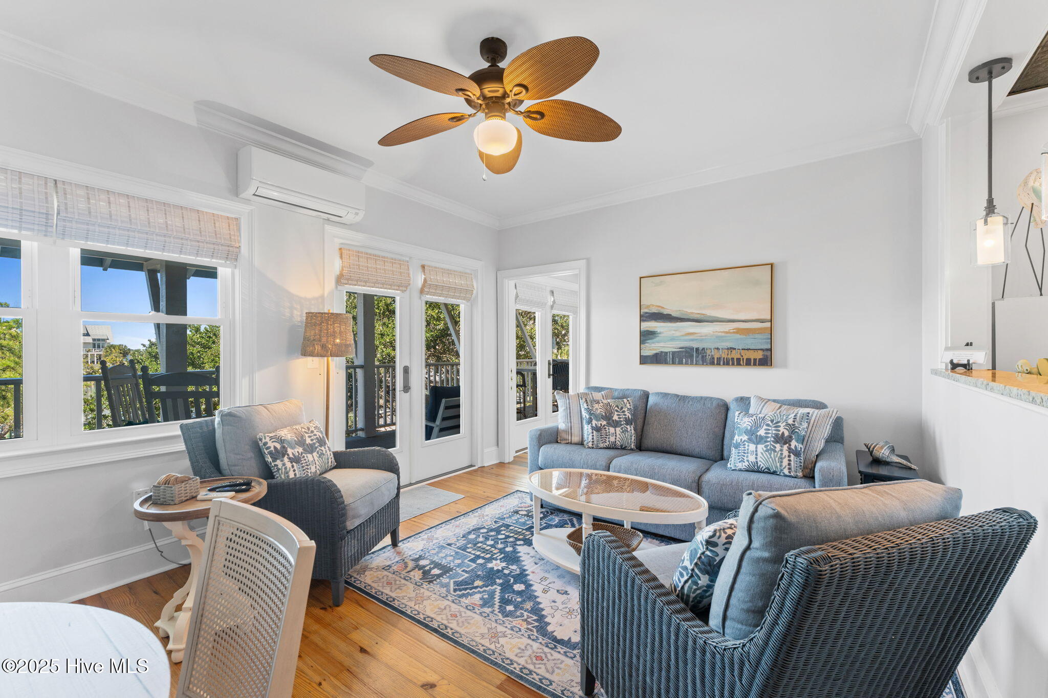 100538475 | Photo 23