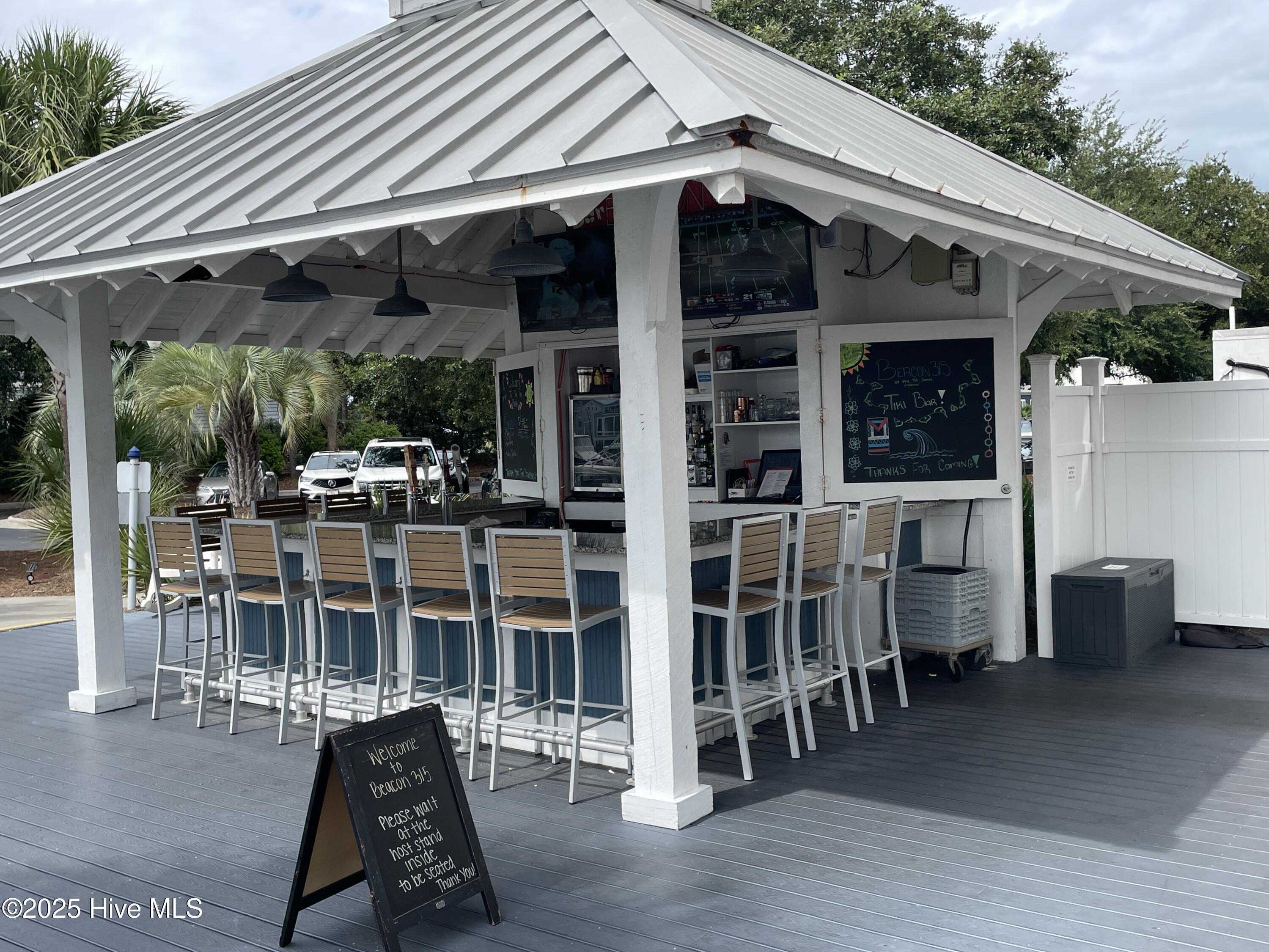 100530438 | Photo 18