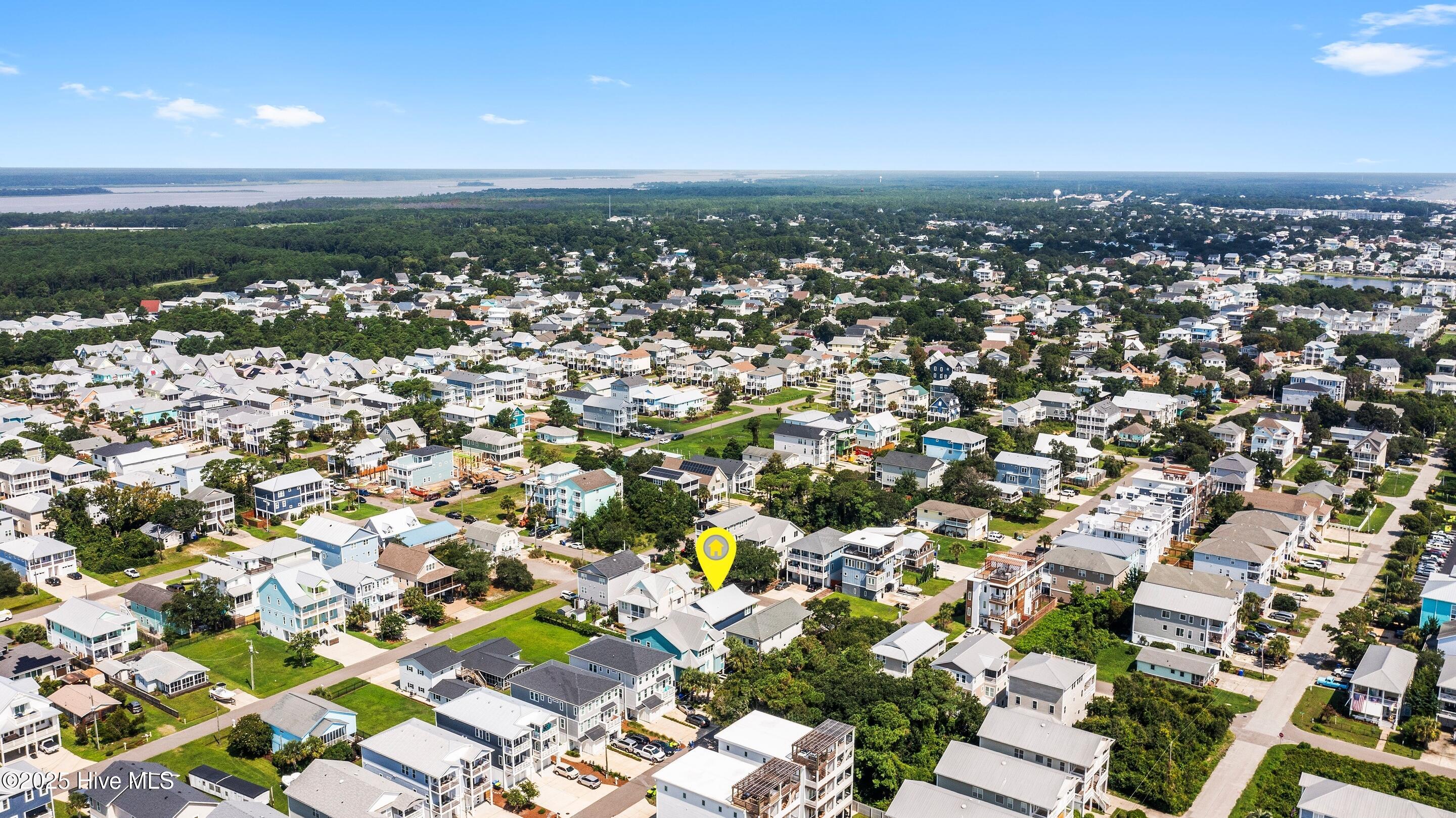 100532410 | Photo 103