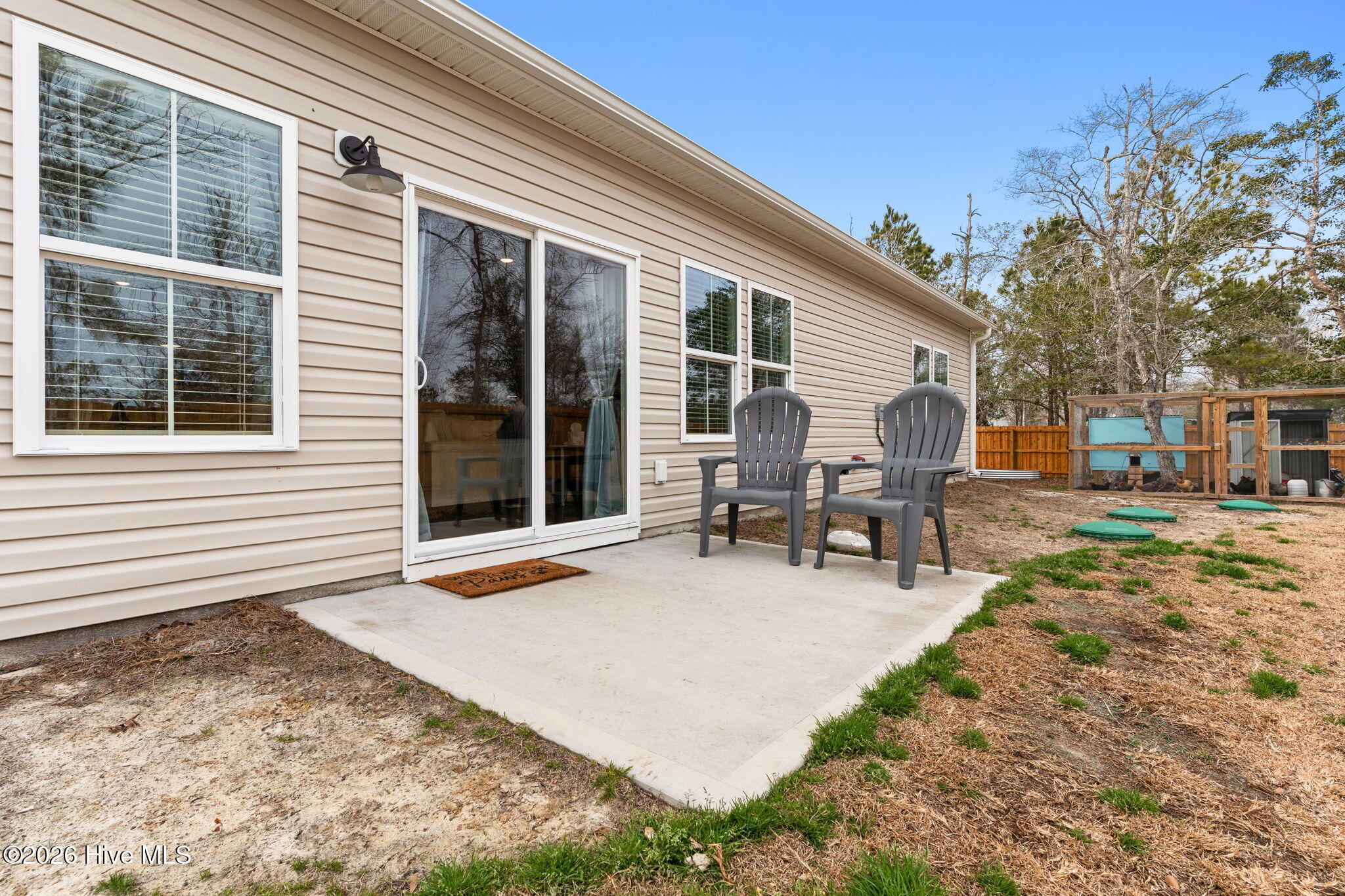 100556728 | Photo 42