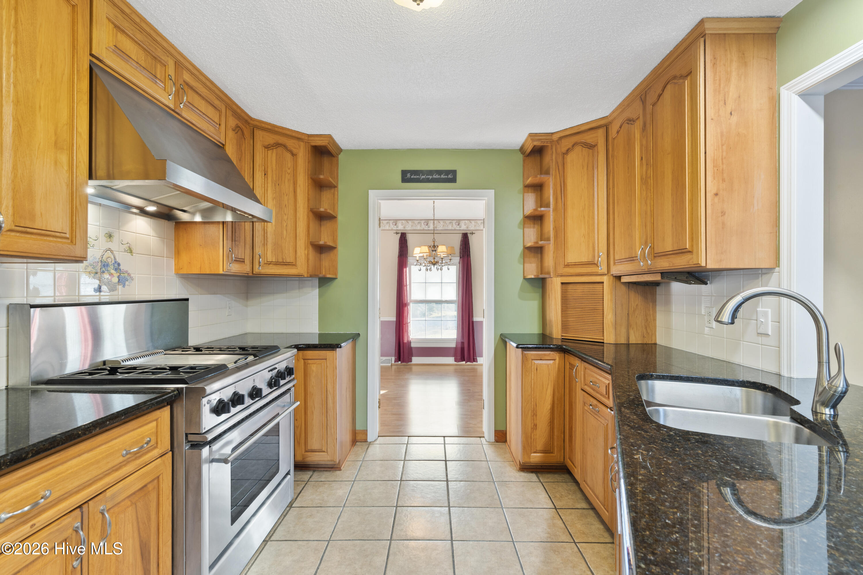 100549887 | Photo 32