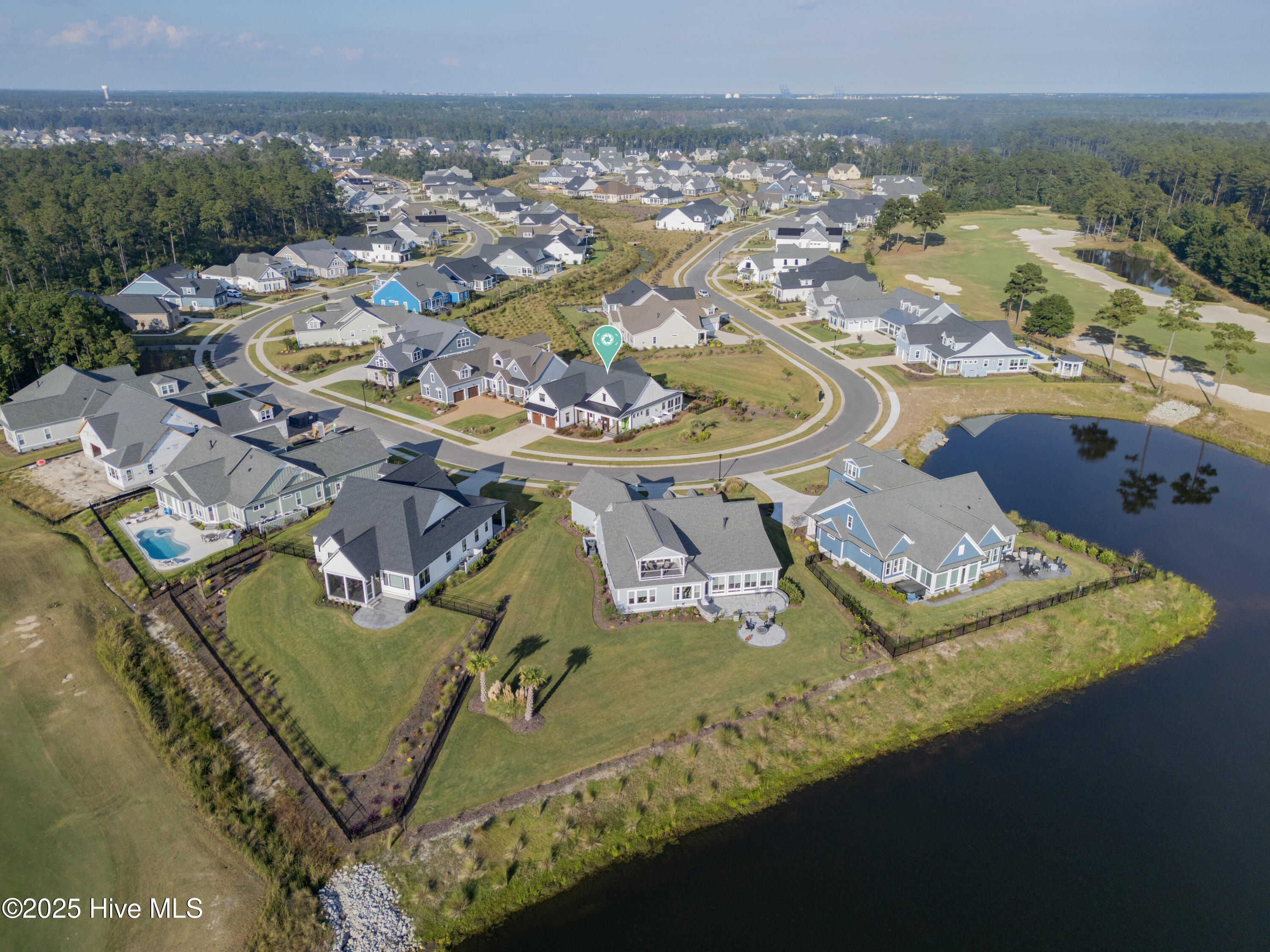 100557399 | Photo 78