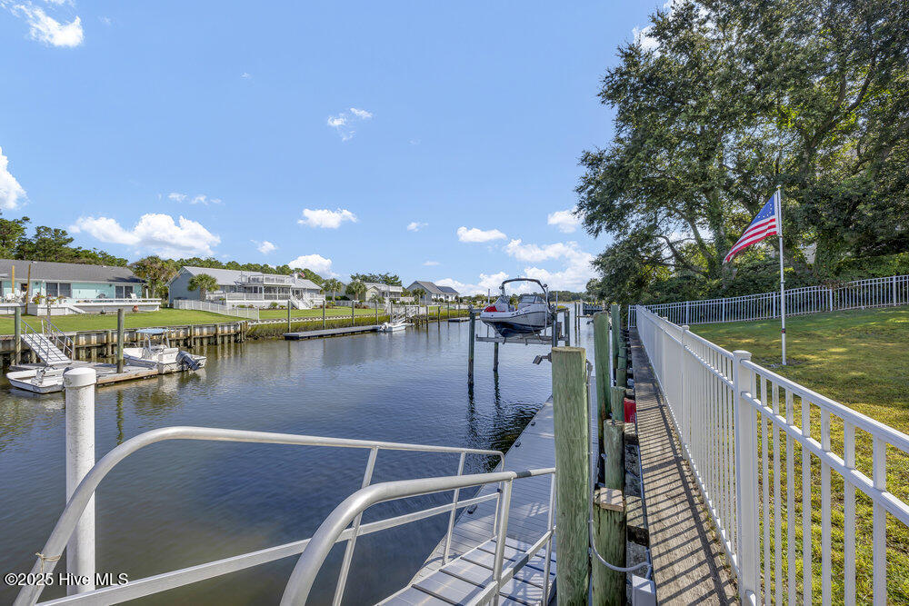 100531490 | Photo 62