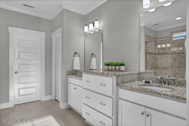 100552882 | Photo 22