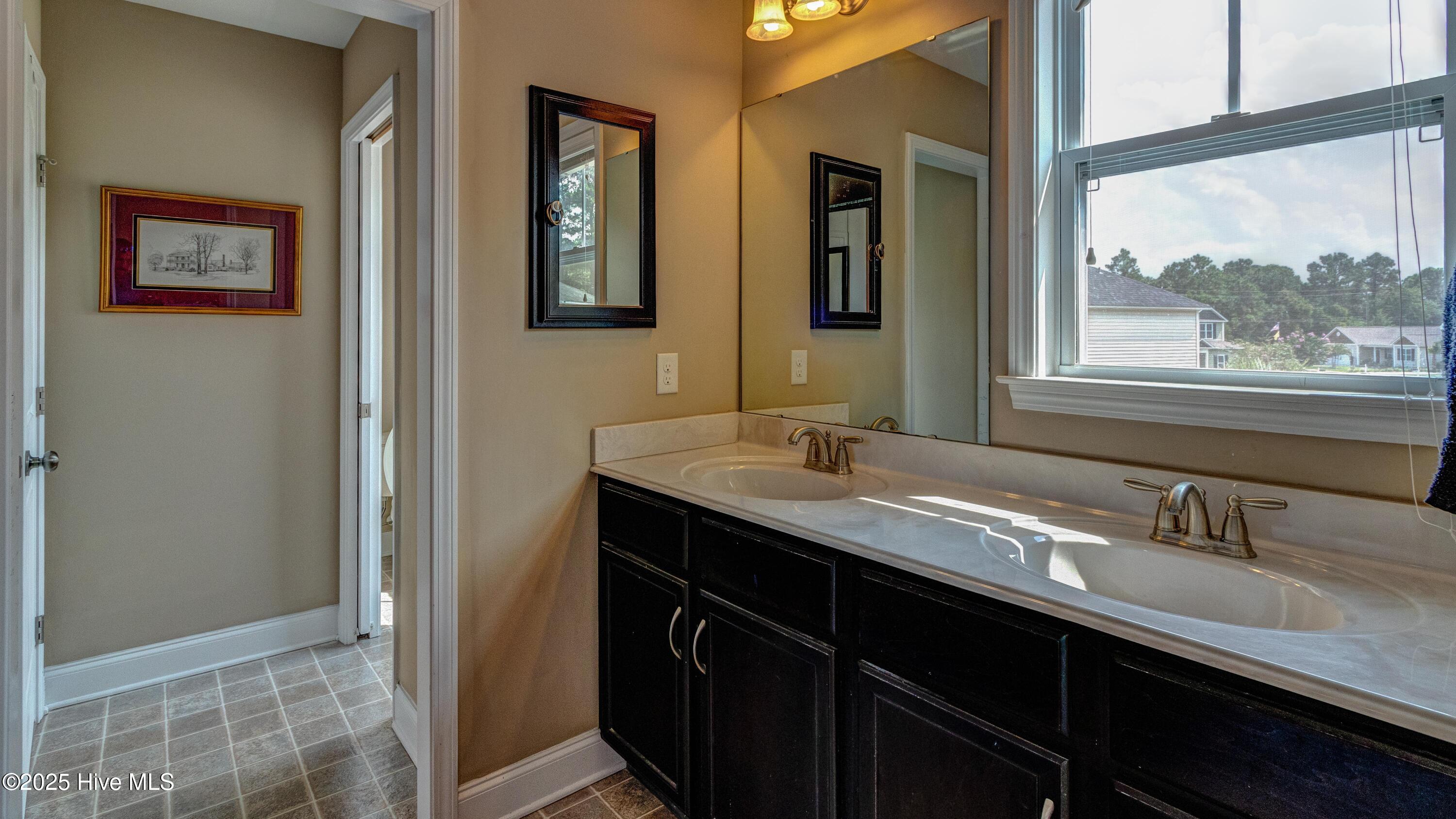 100540832 | Photo 20