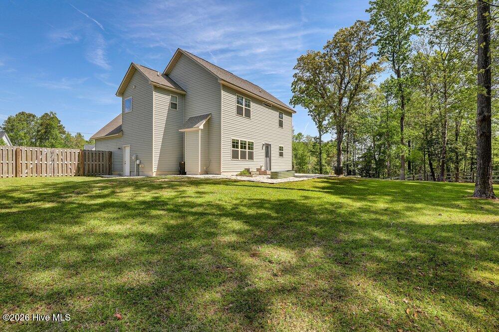 100567817 | Photo 27