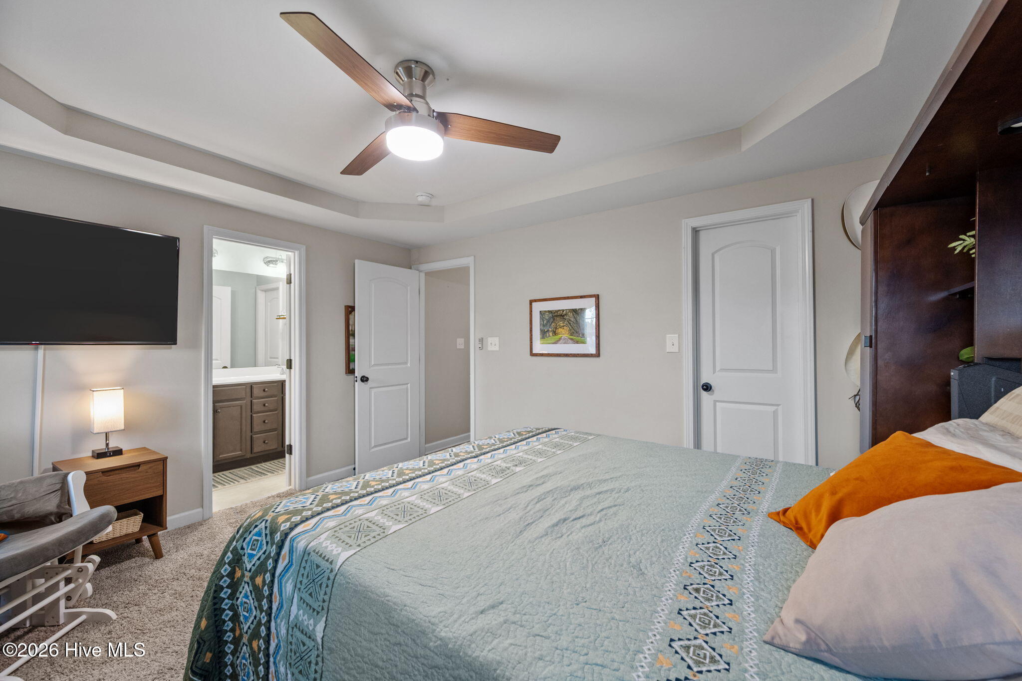 100552246 | Photo 24