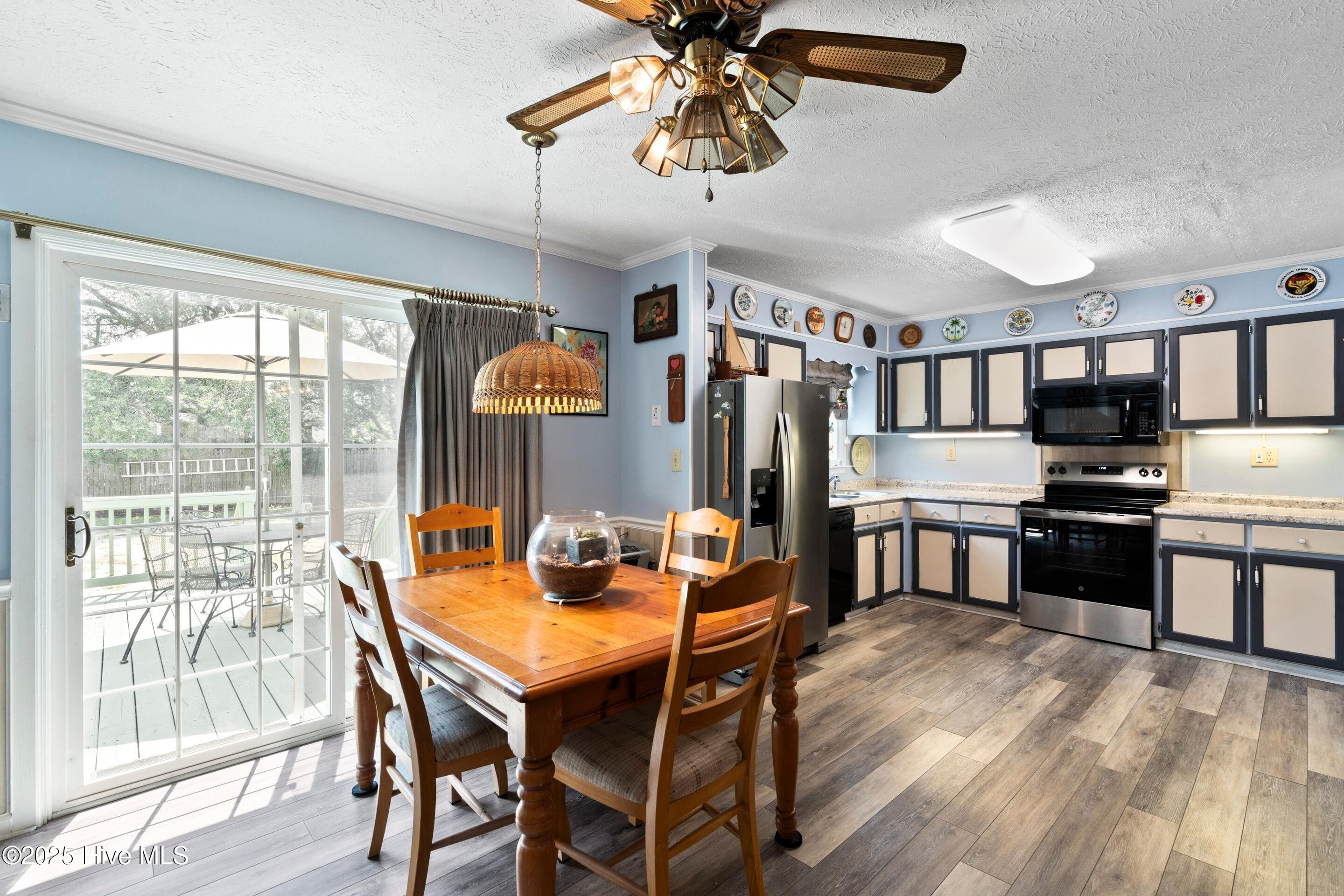 100521940 | Photo 17