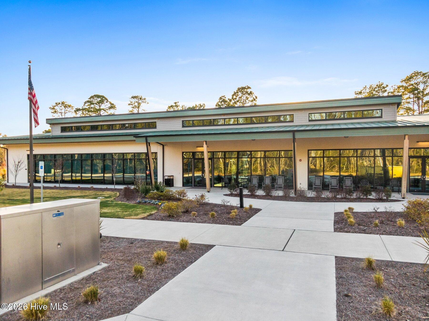 100555676 | Photo 59