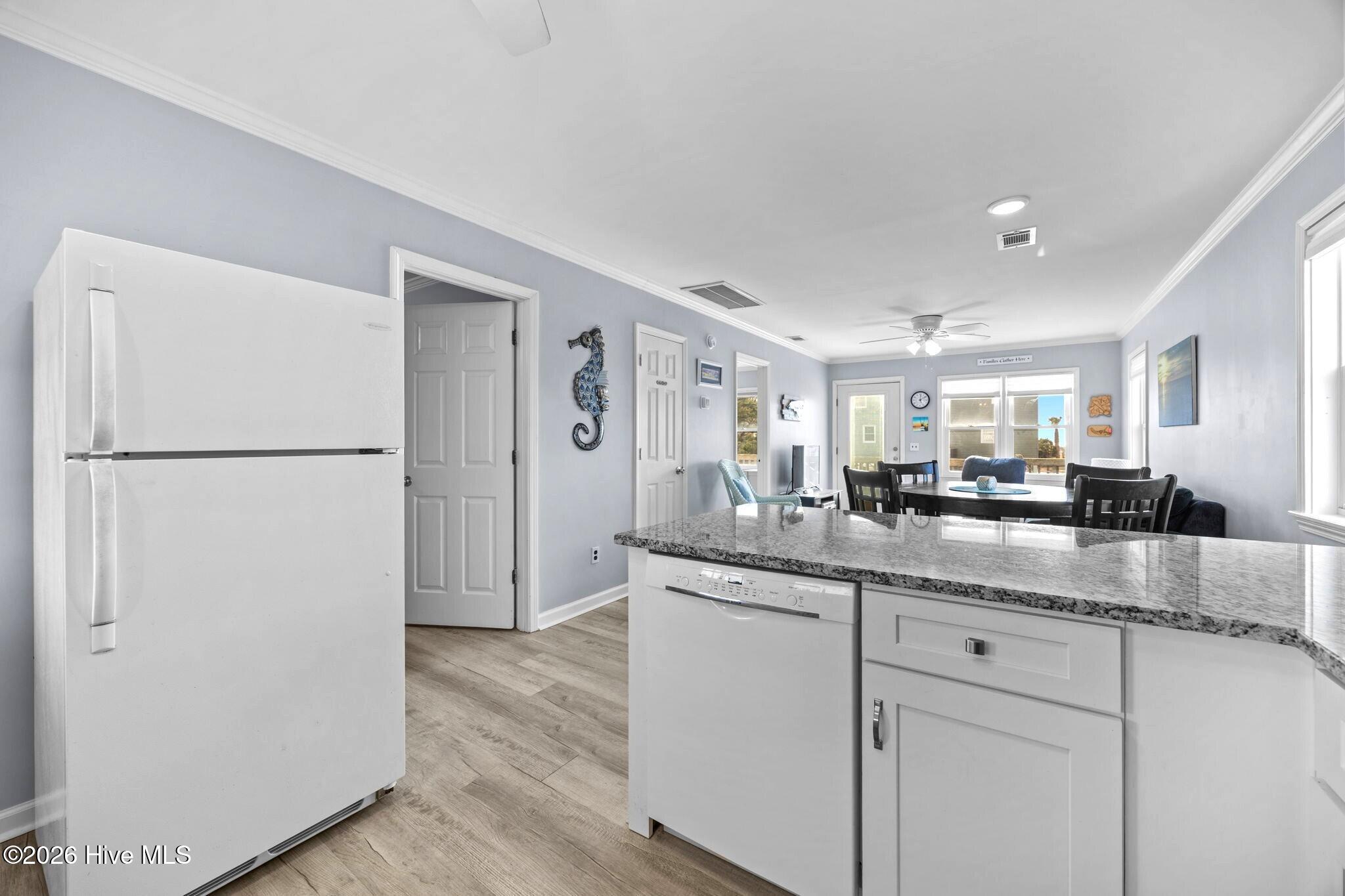 100547395 | Photo 12