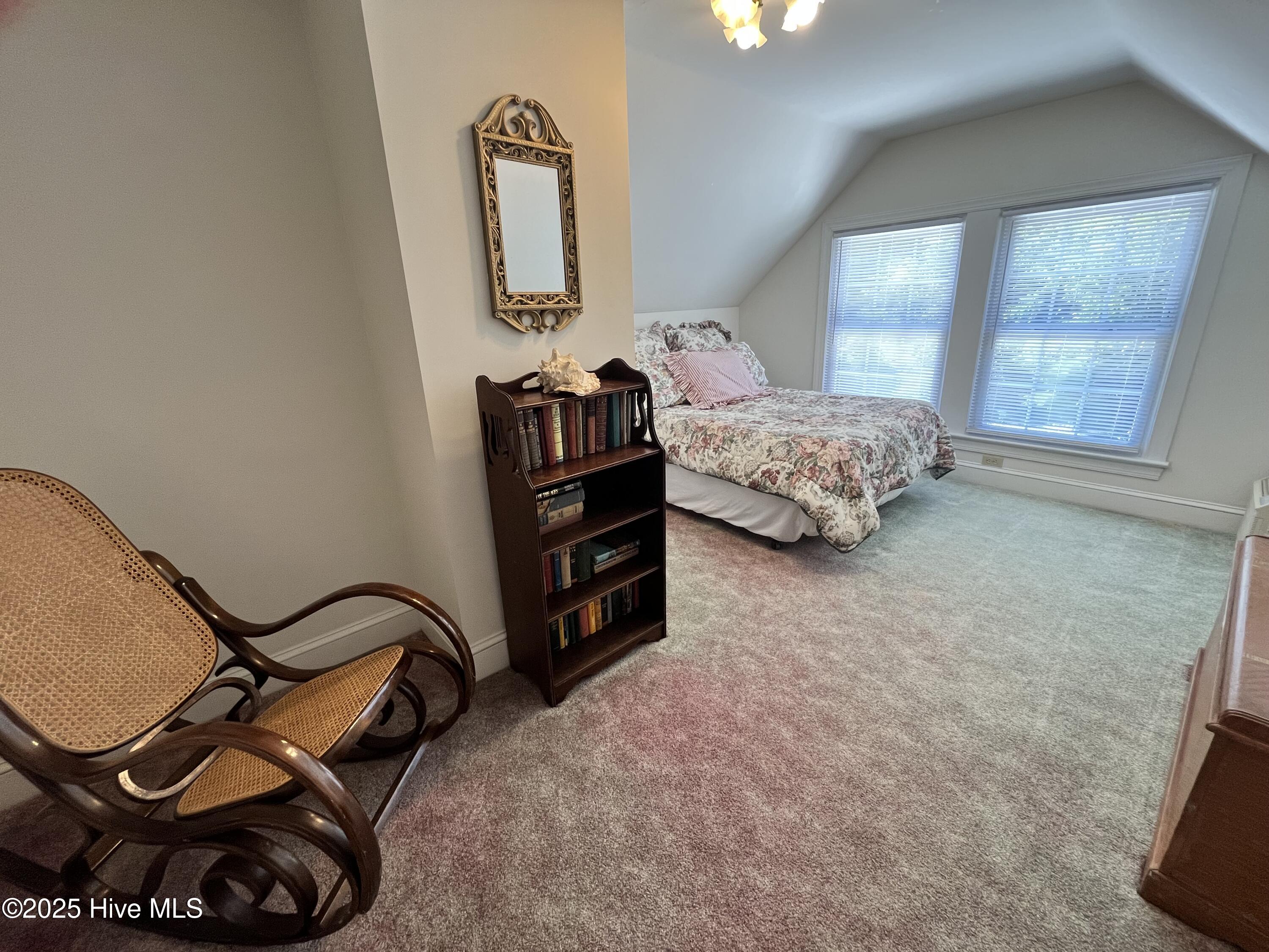 100523247 | Photo 26