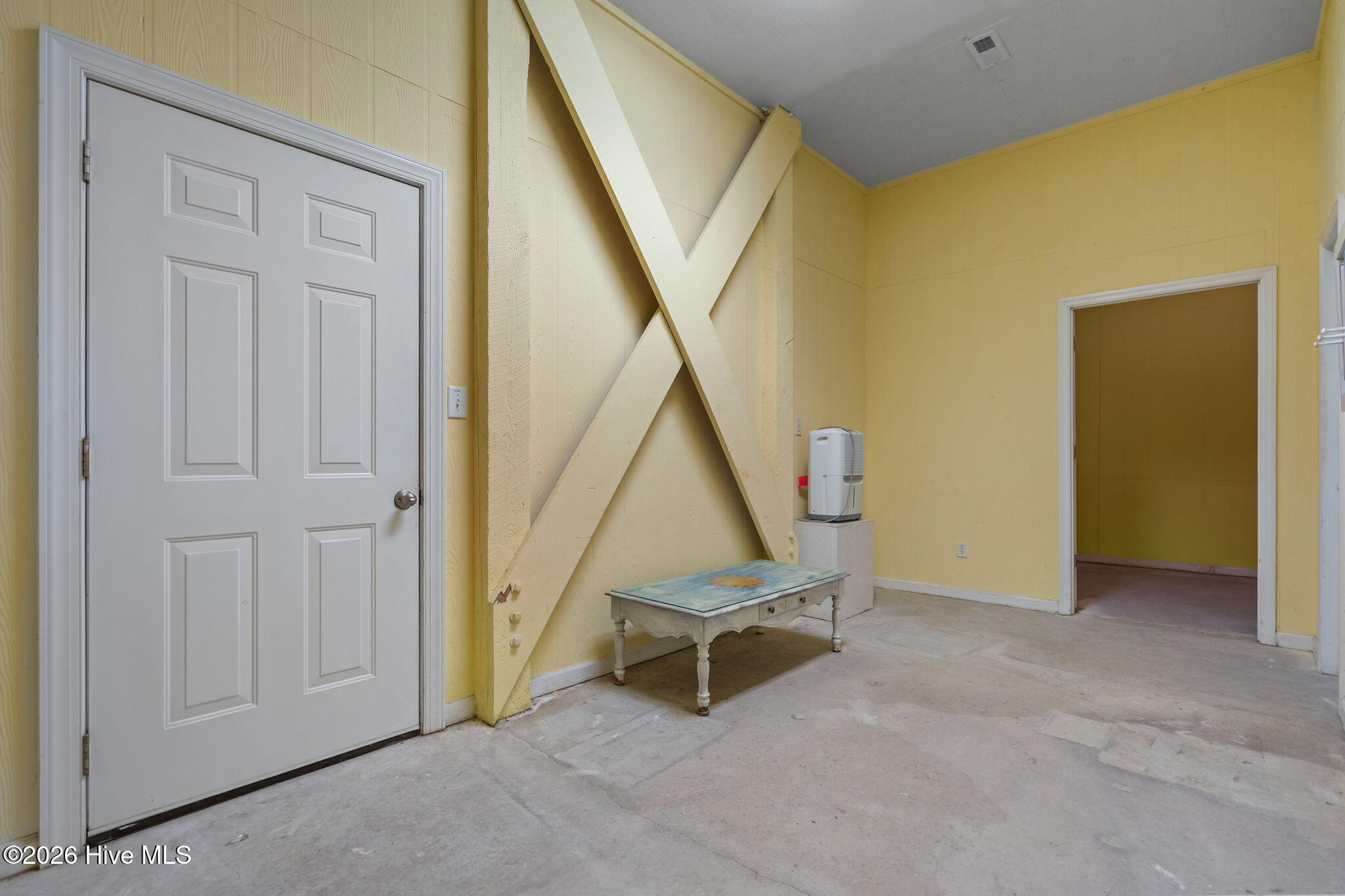 100564459 | Photo 61