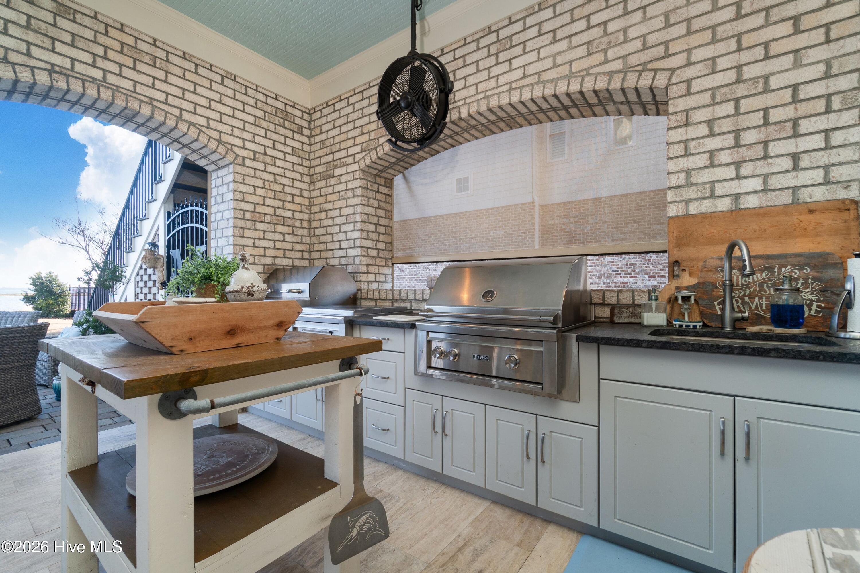 Outdoor Entertaining