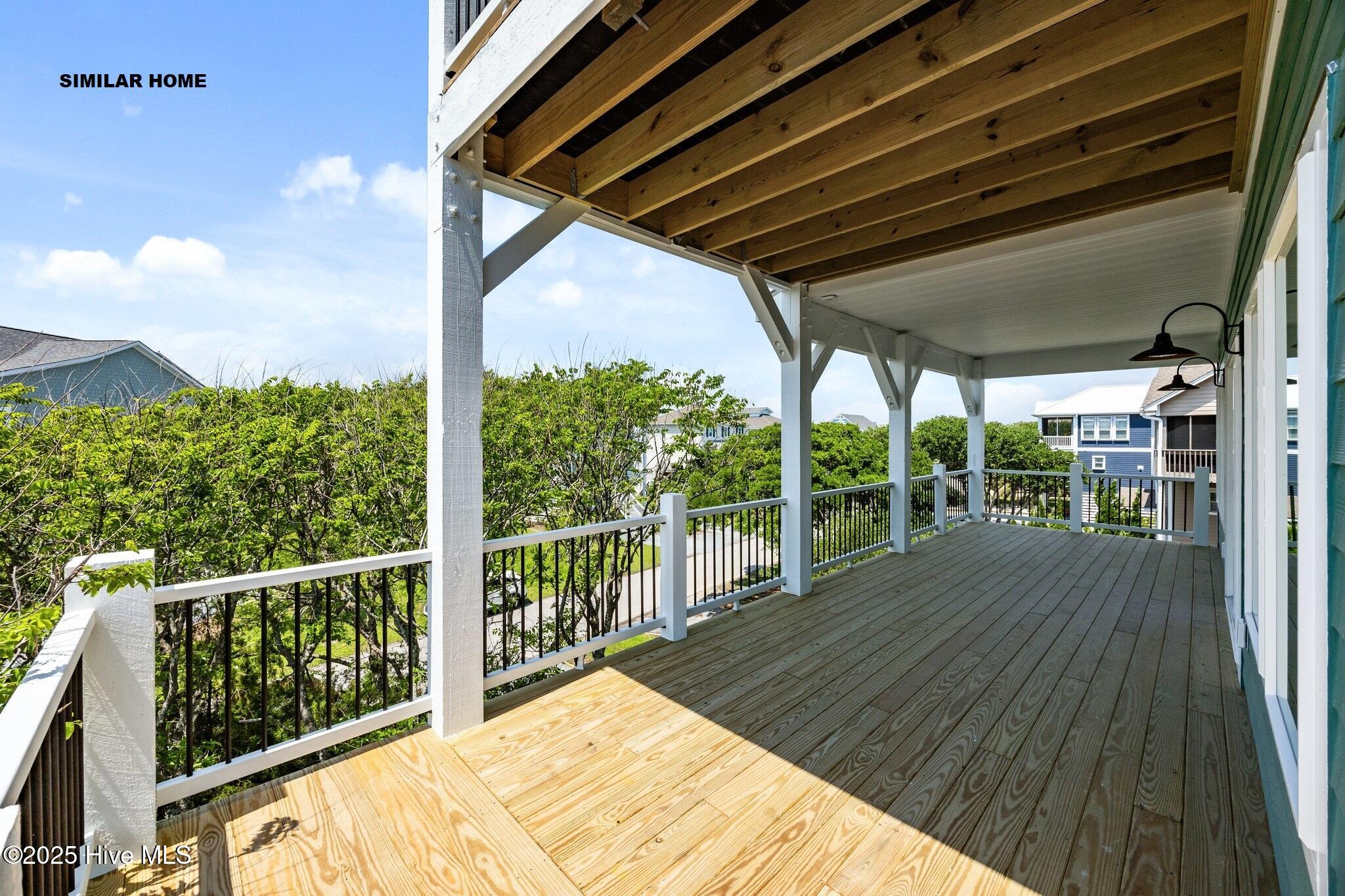 100508414 | Photo 42