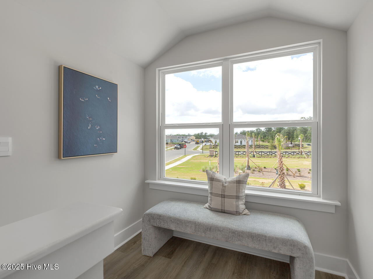 100539468 | Photo 36