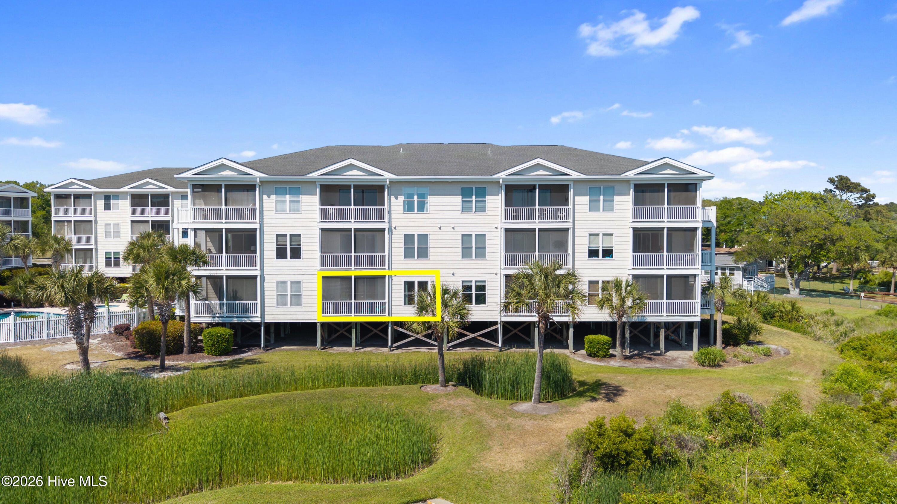 100570147 | Photo 30