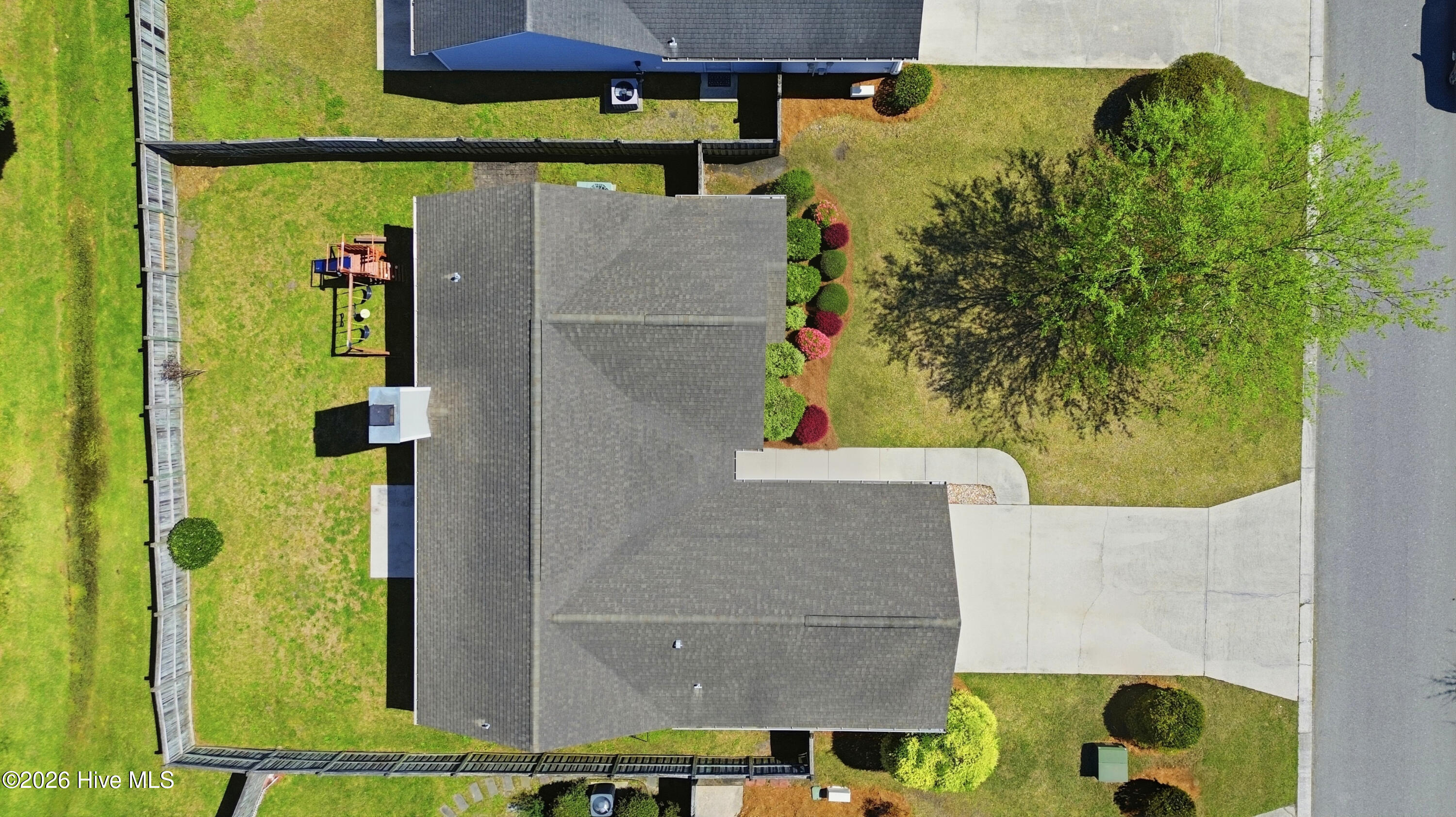 100564031 | Photo 36