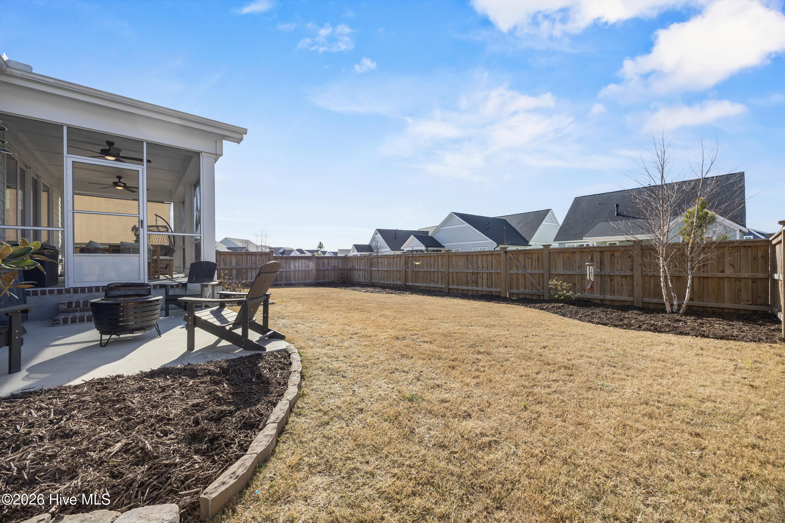 100552047 | Photo 42